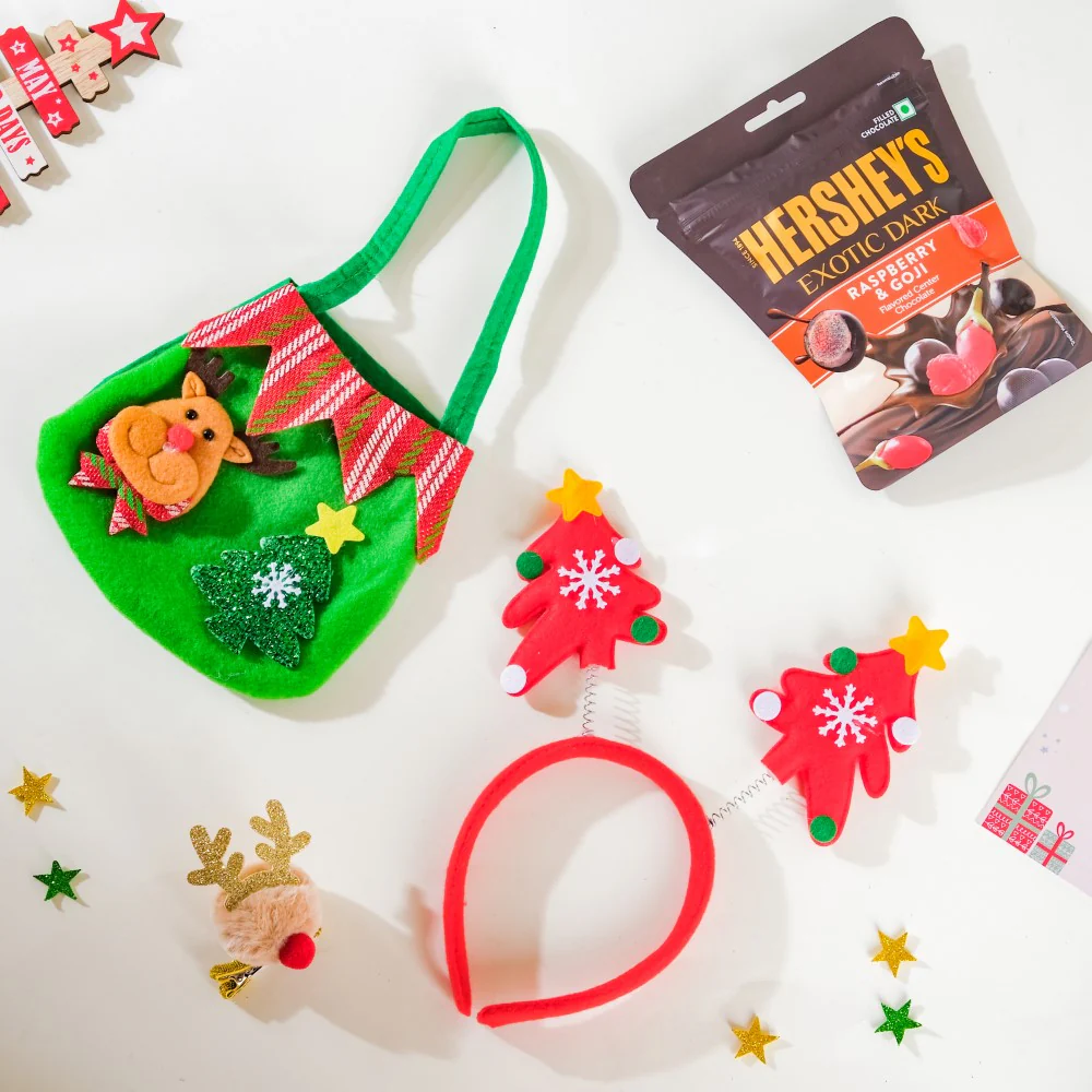 Elfie Time Christmas Hamper Set Of 4 - Image 2