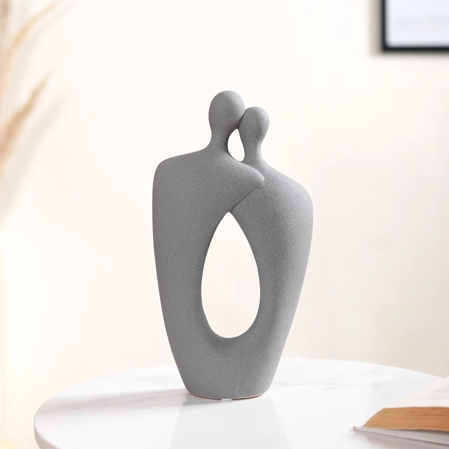 Embrace Couple Decor Sculpture - Image 9