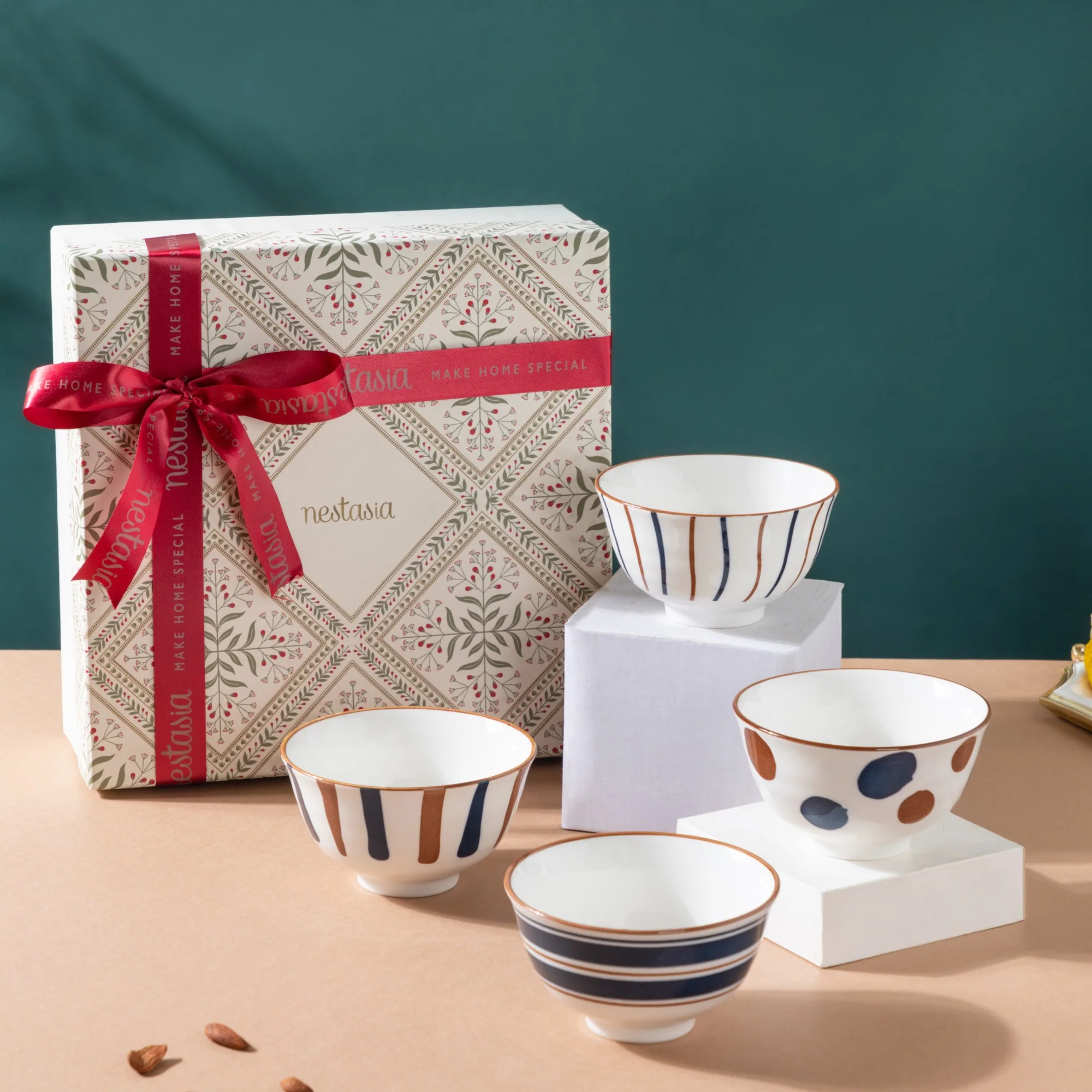 Festive Raksha Bandhan Gift Box Set Of 5 - Image 4