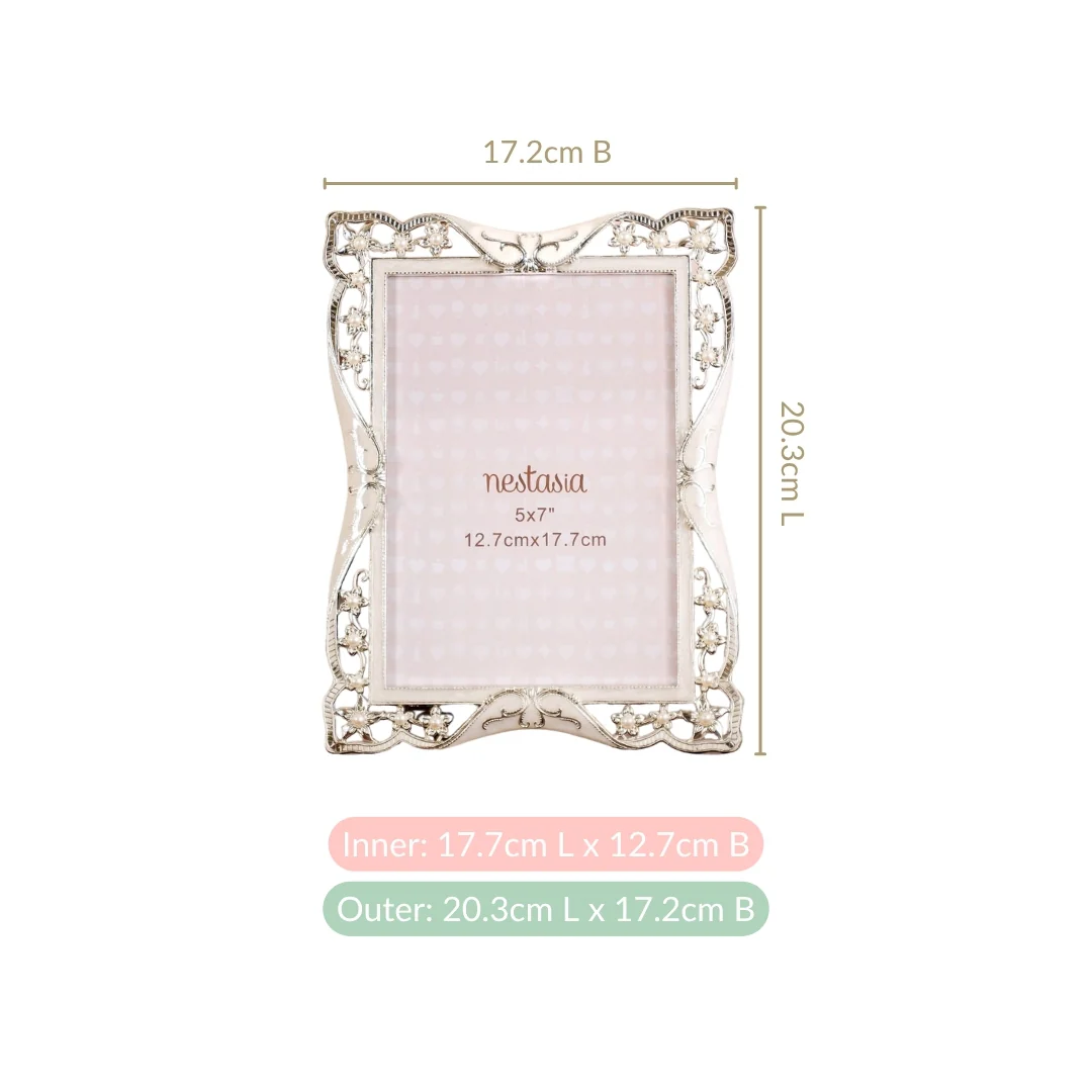 Floral Cutwork Pearl Medium Photo Frame 13x18cm - Image 4