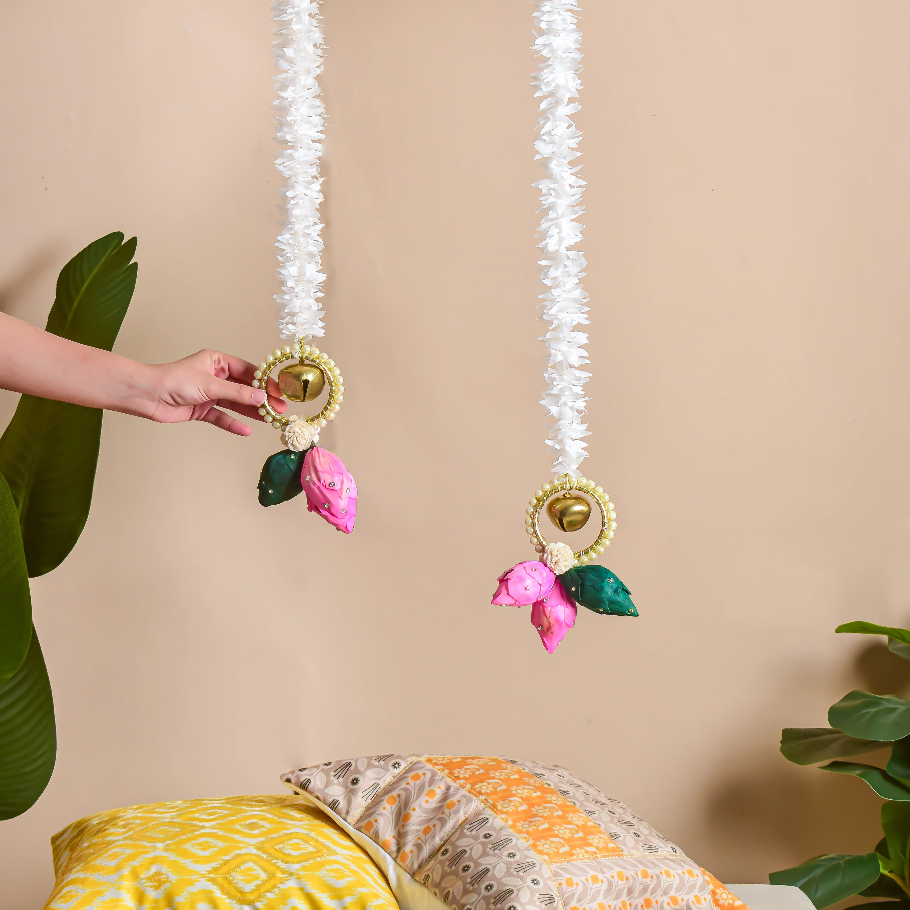 Floral Embellished Wall Hanging Set of 2 - Image 2