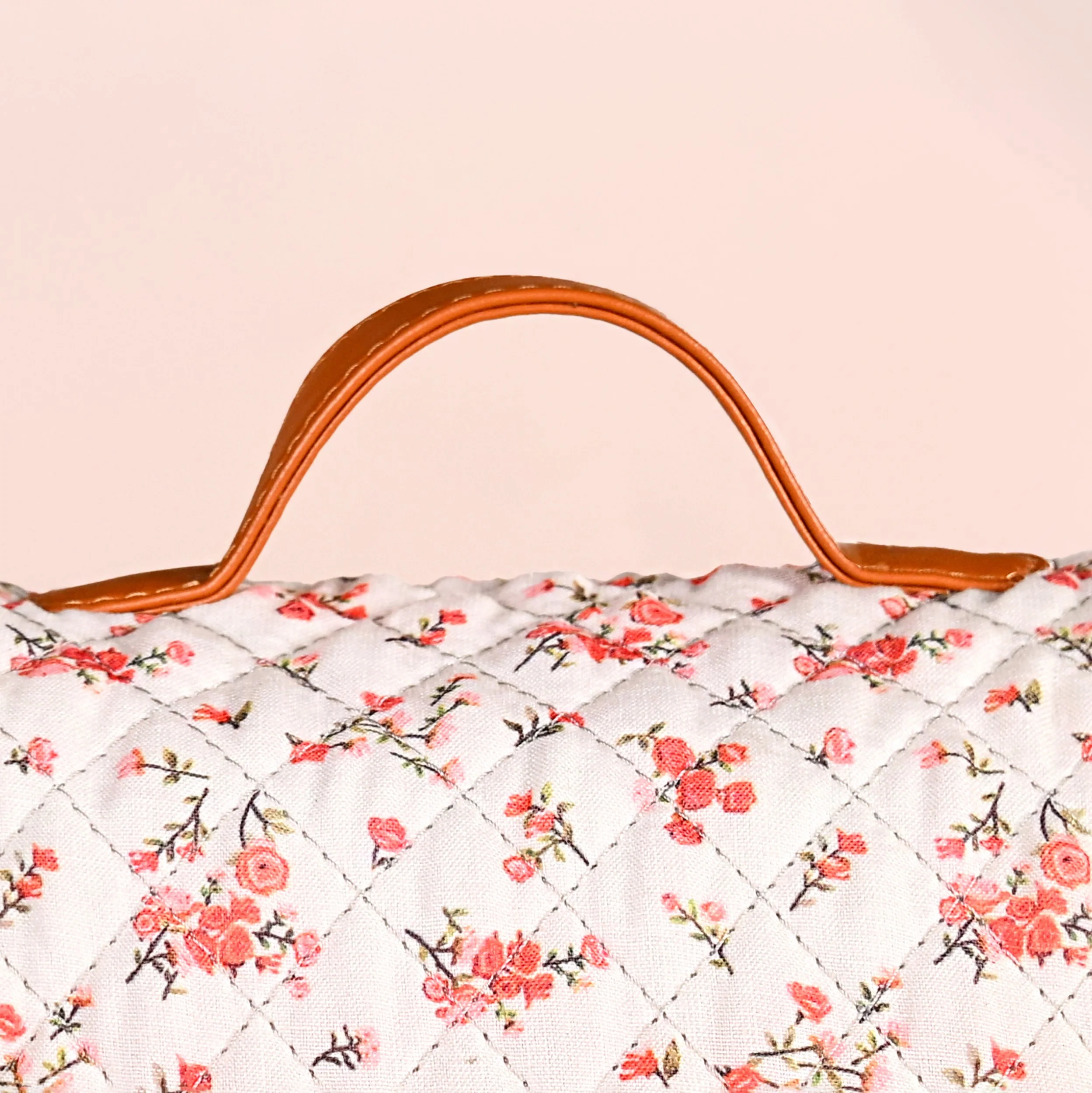 Floral Hanging Travel Organiser And Makeup Bag - Image 8