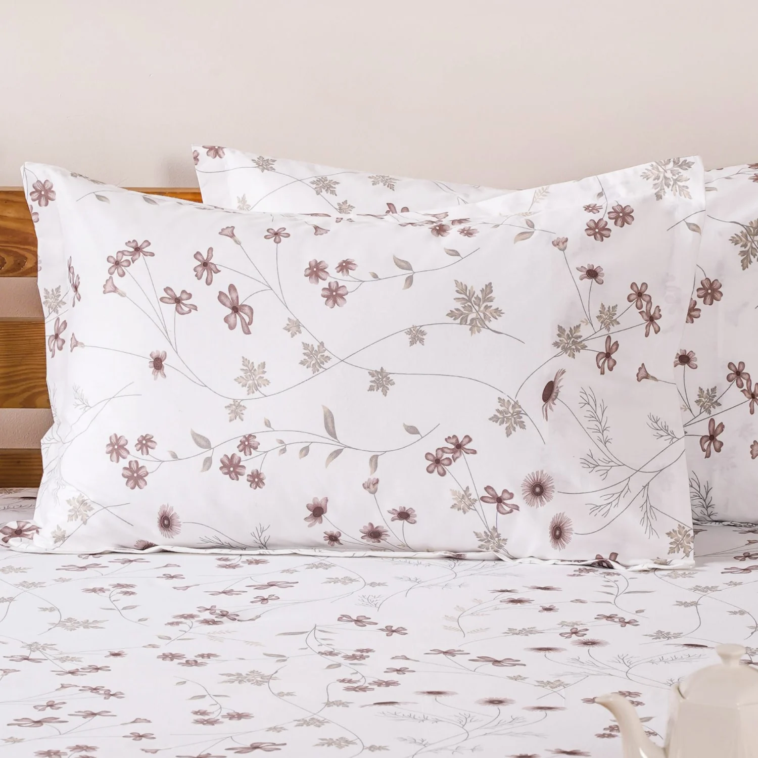 Floral Printed 180 TC Pure Soft Cotton King Size Night Bedsheet Set Taupe 275x275 cm - Image 6