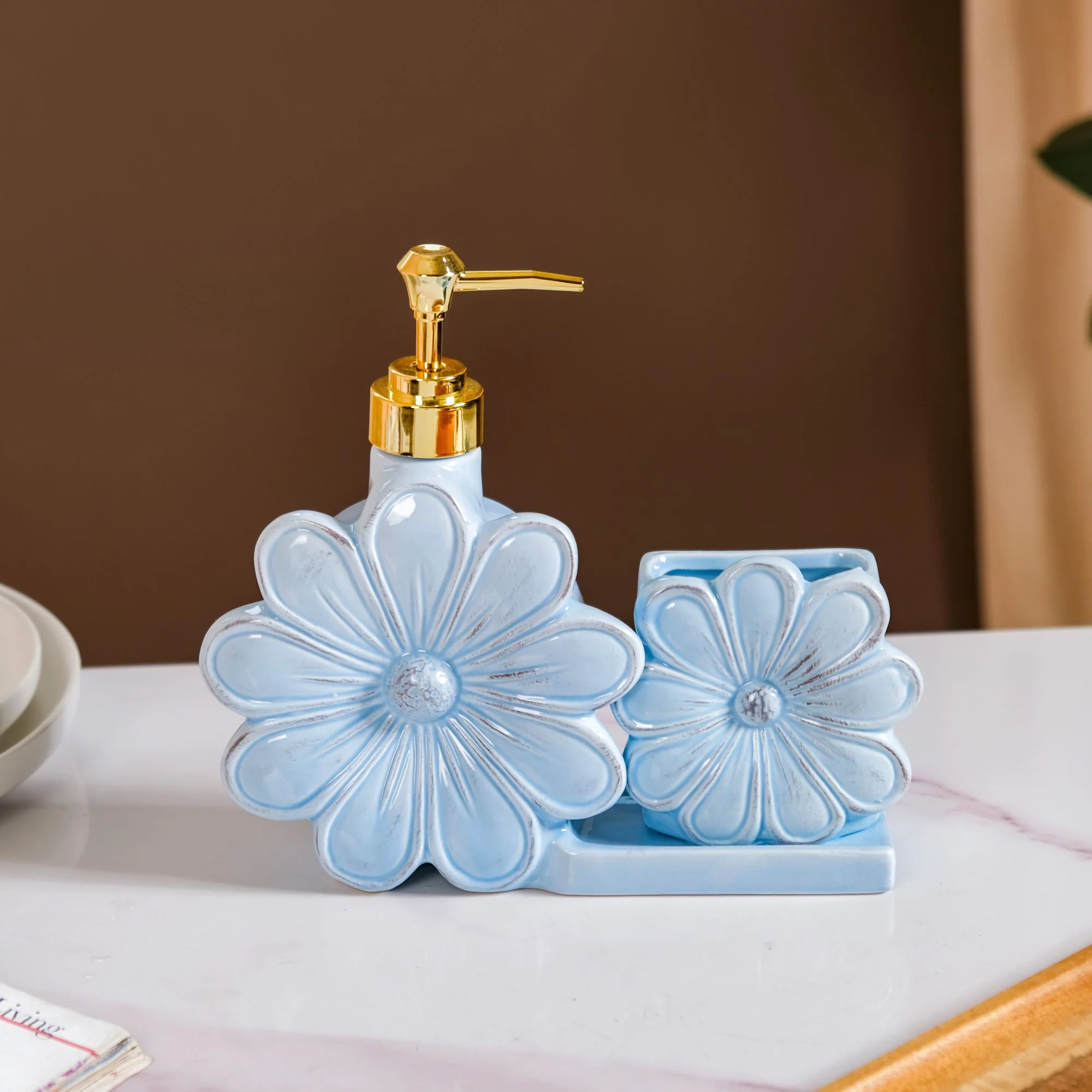 Flower Soap Dispenser With Holder Ceramic Blue - Image 7