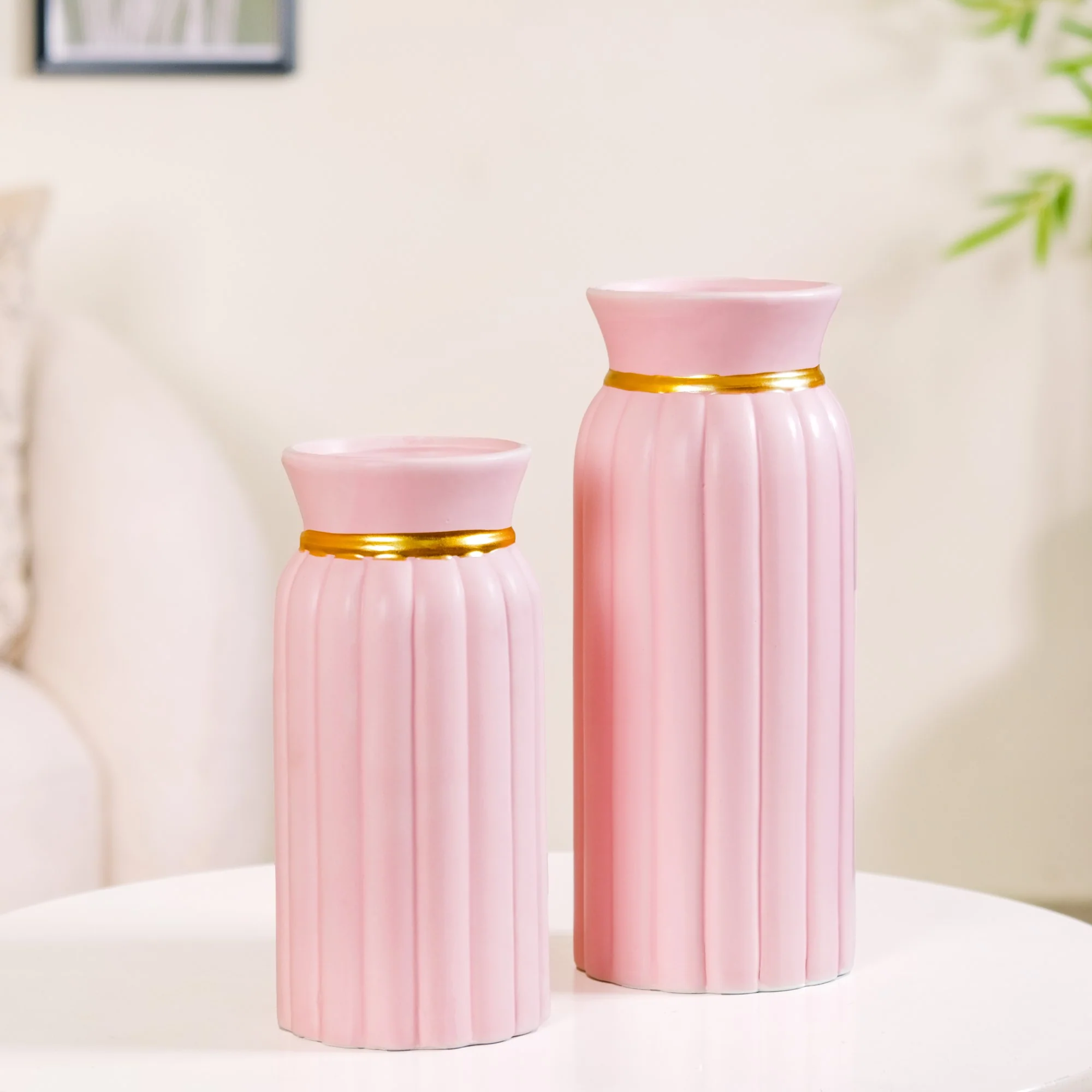 Flowerful Vintage Ceramic Vase Set of 2 Pink - Image 2