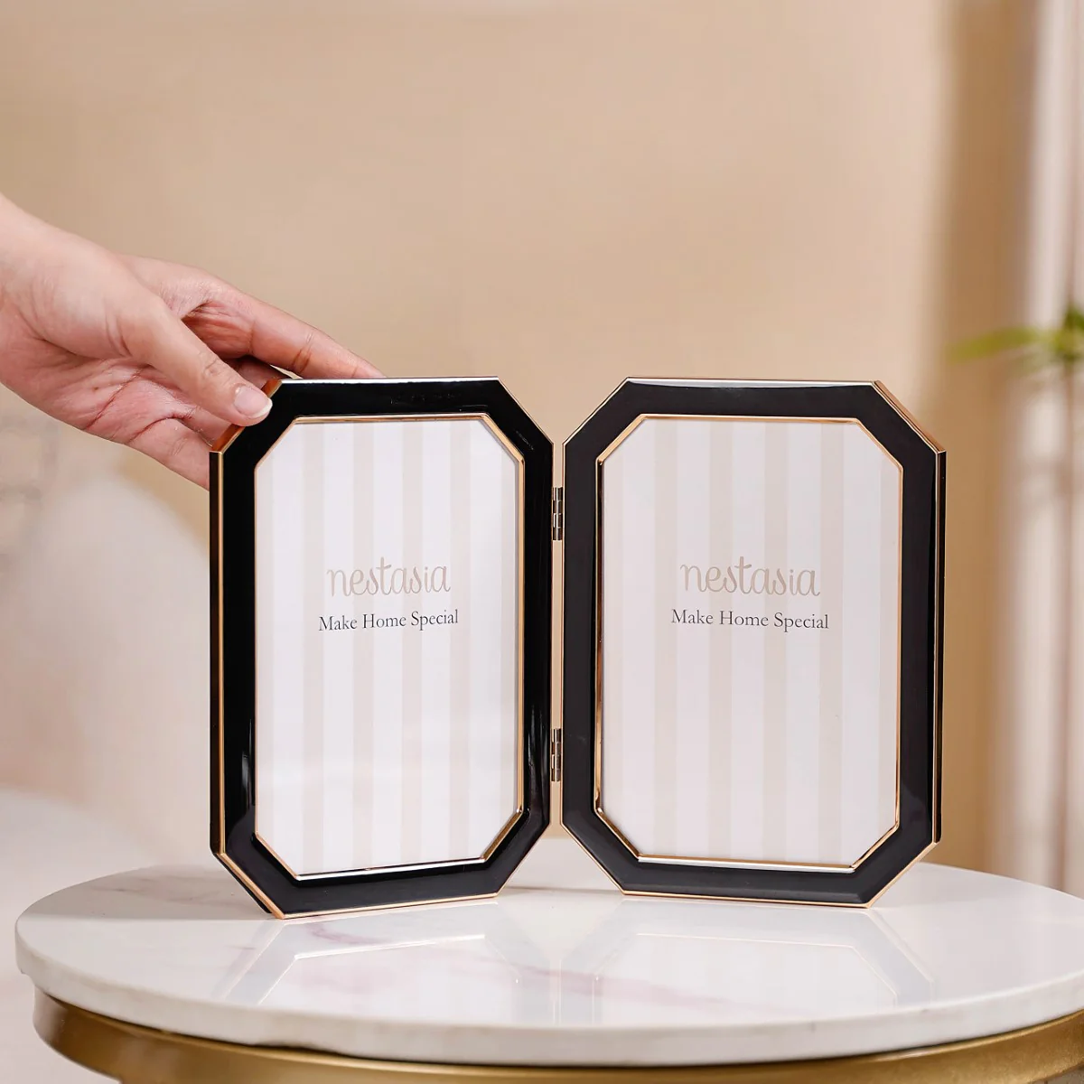 Folding Picture Frame Black 11"x5.5" - Image 2