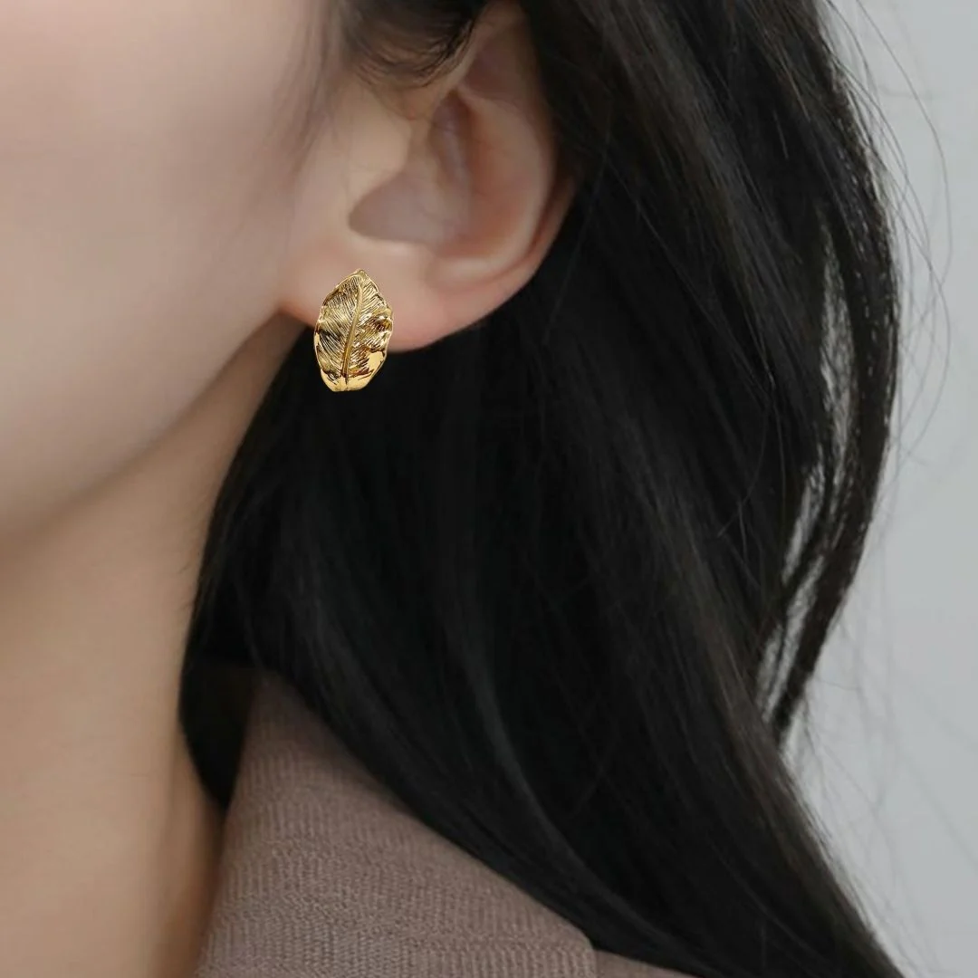 Foliage Stud Earrings Gold - Image 5