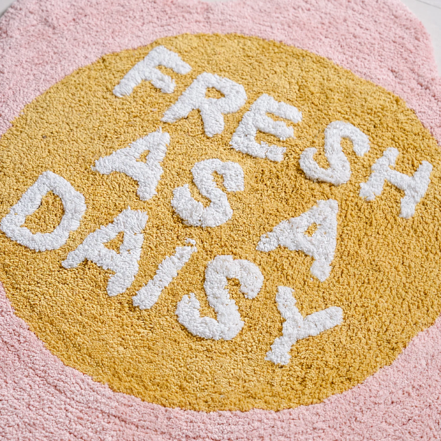 Fresh As A Daisy Anti Slip Cotton Floor Mat 72cm - Image 4