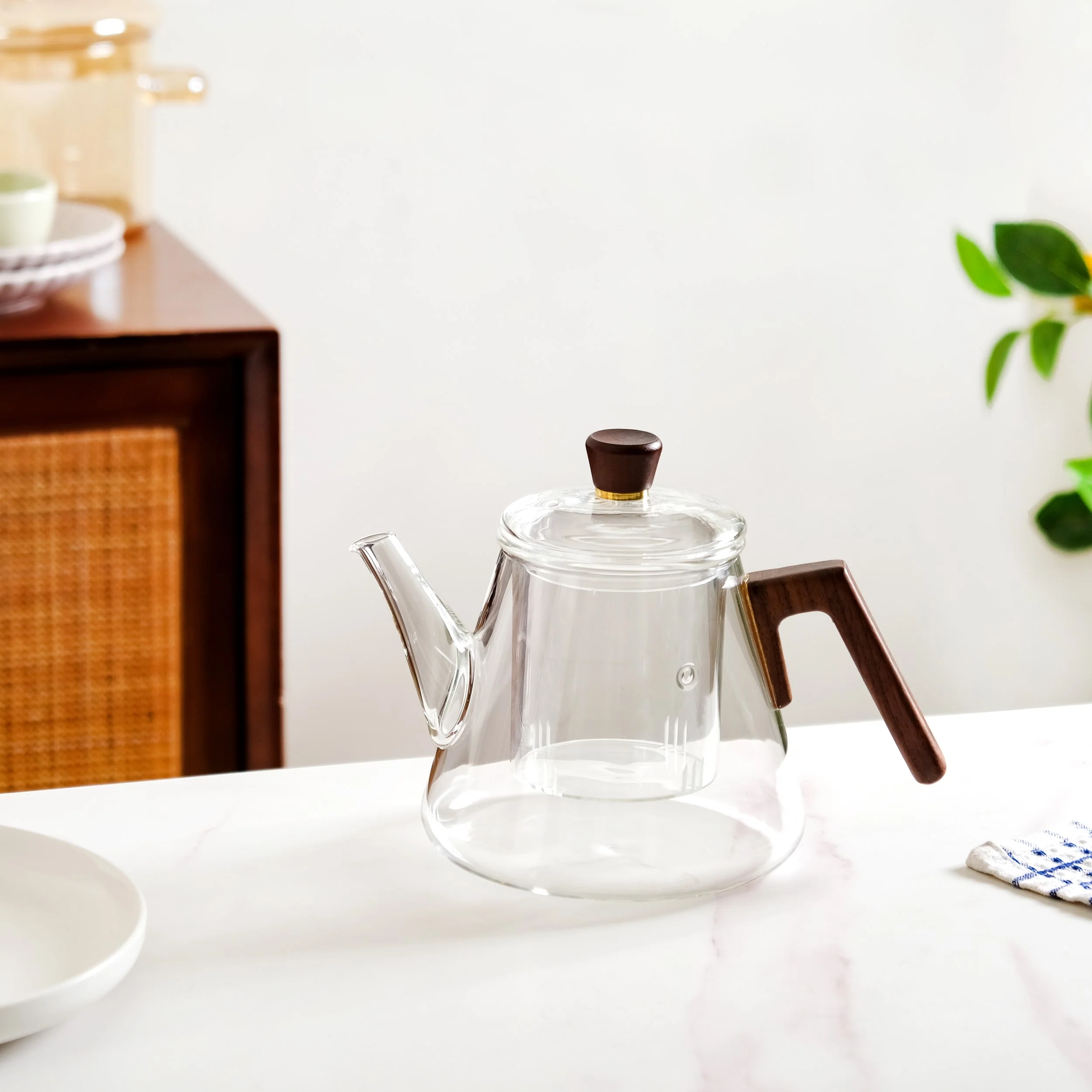 Fusion Wooden Handle Glass Teapot With Infuser 1000ml - Image 8