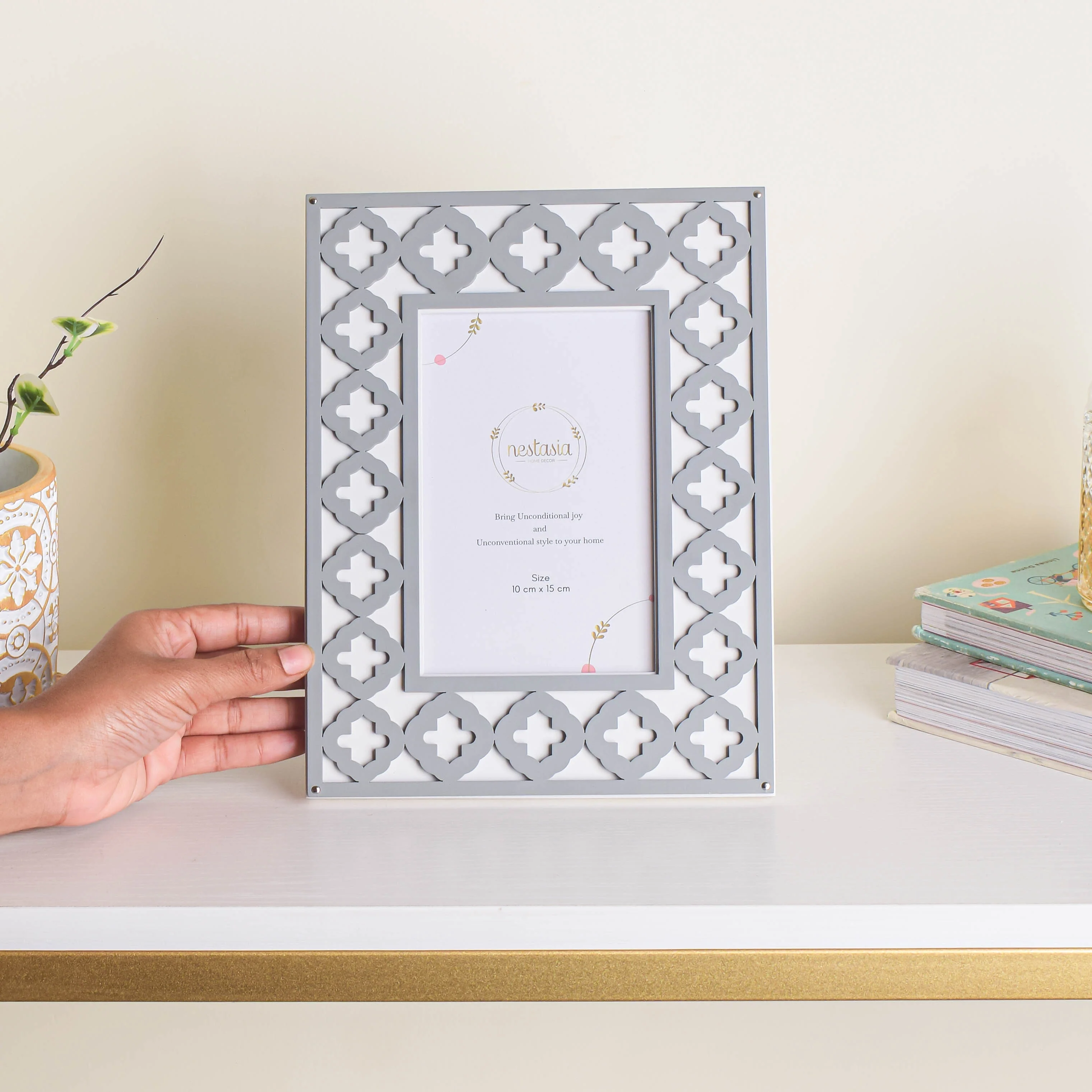 Geometric Pattern Photo Frame - Image 2