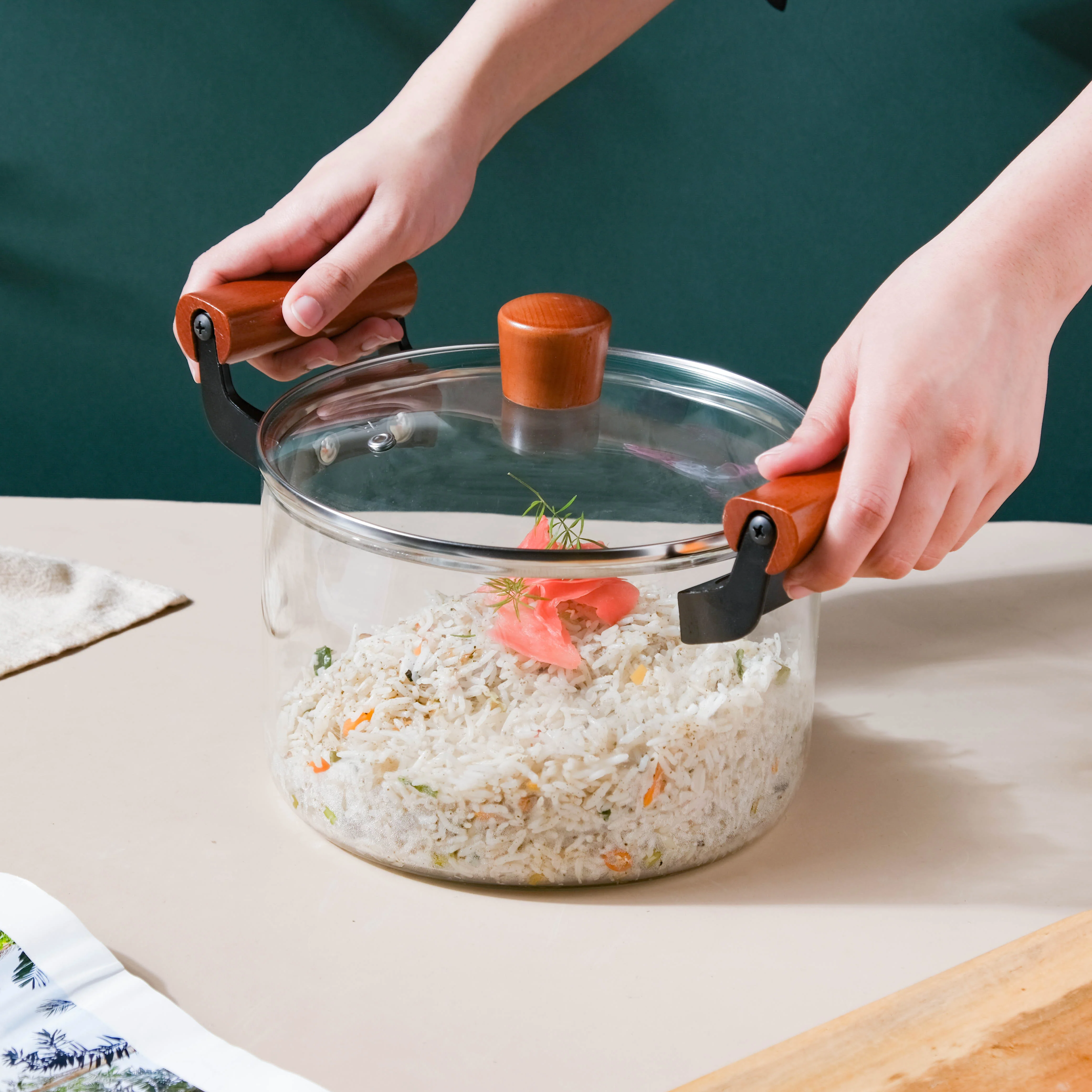 Glass Cooking Pot With Handle - Image 4