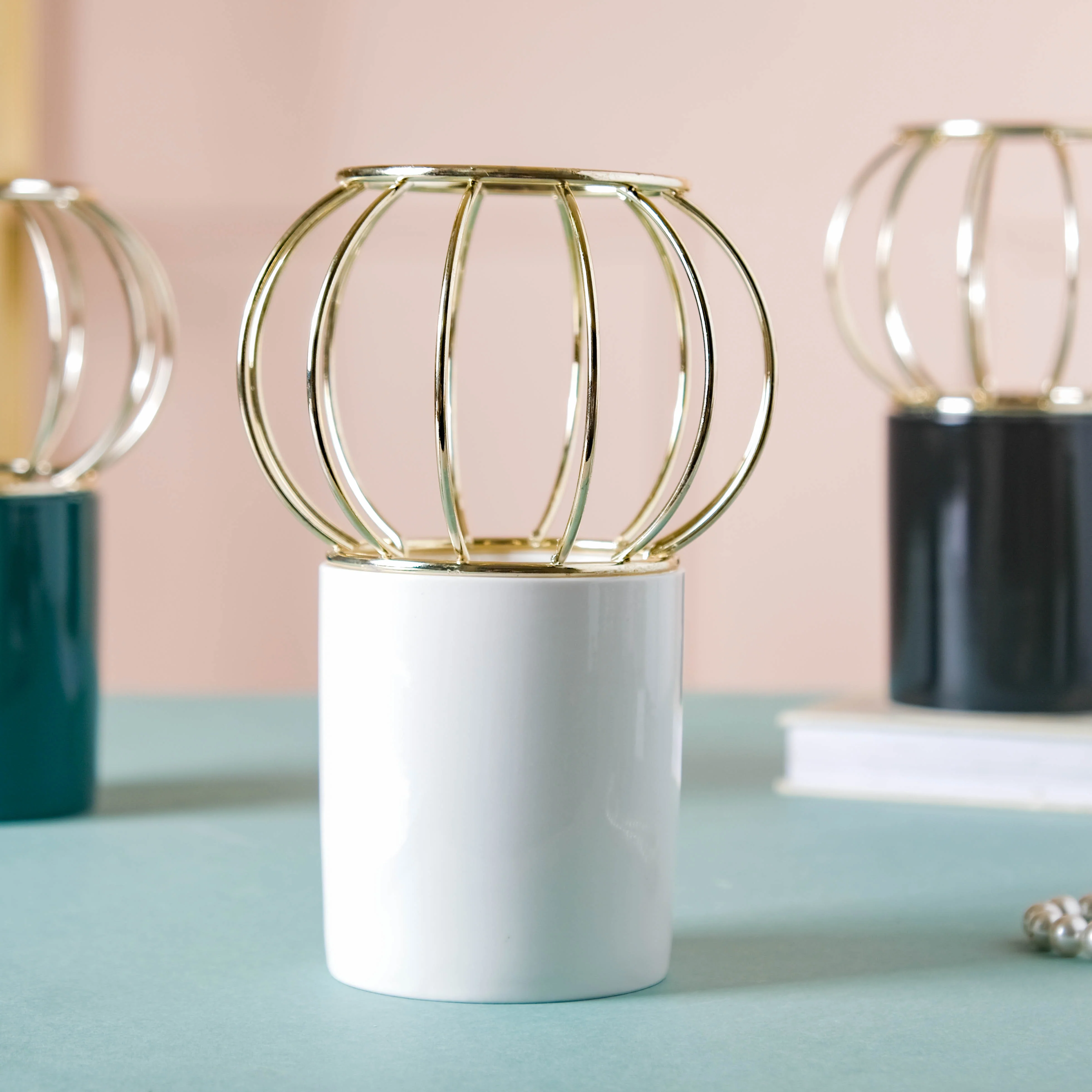Globe Vase - Image 8
