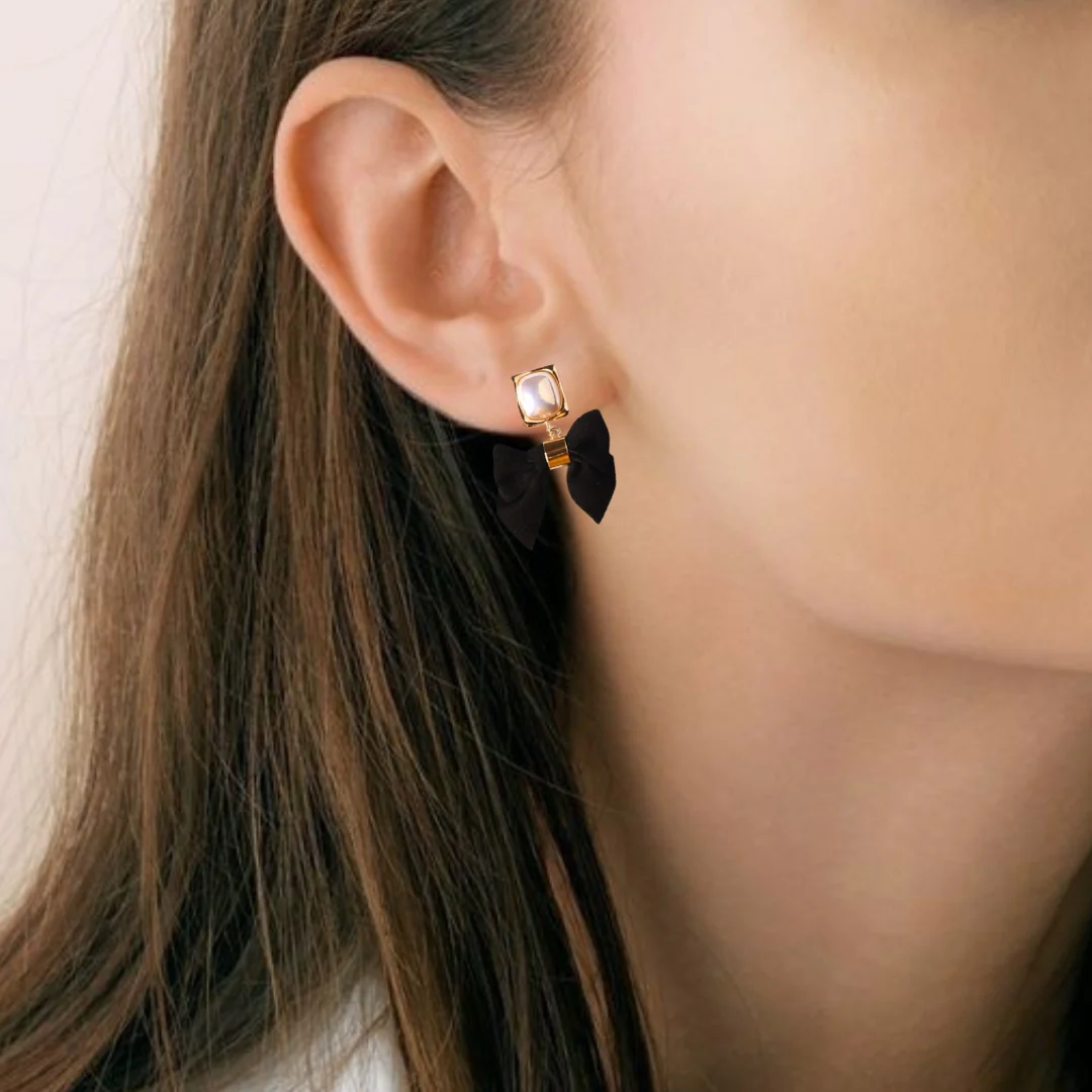 Gold And Black Bow Pearl Earrings - Image 5