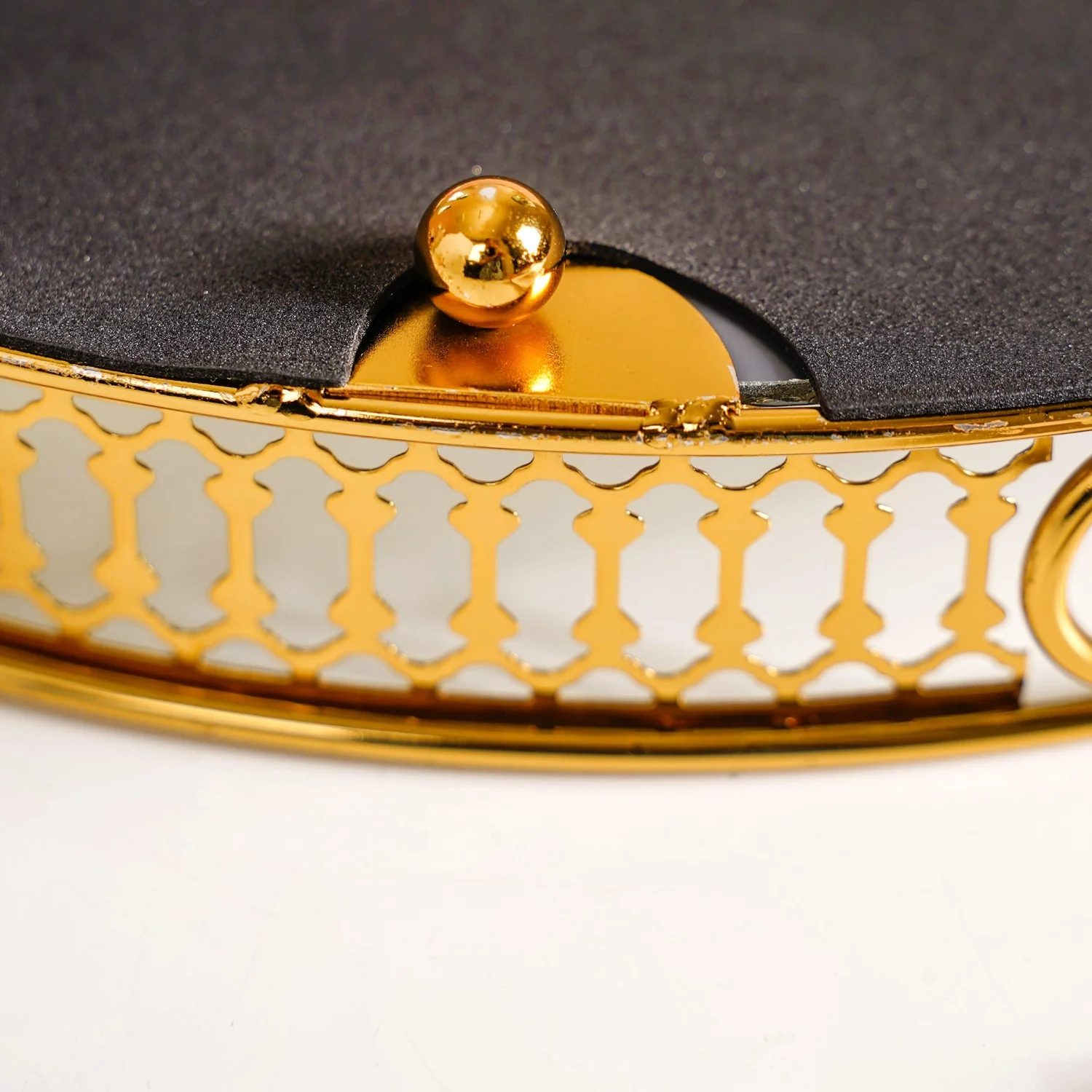 Gold Round Metal Mirror Tray For Decor - Image 8