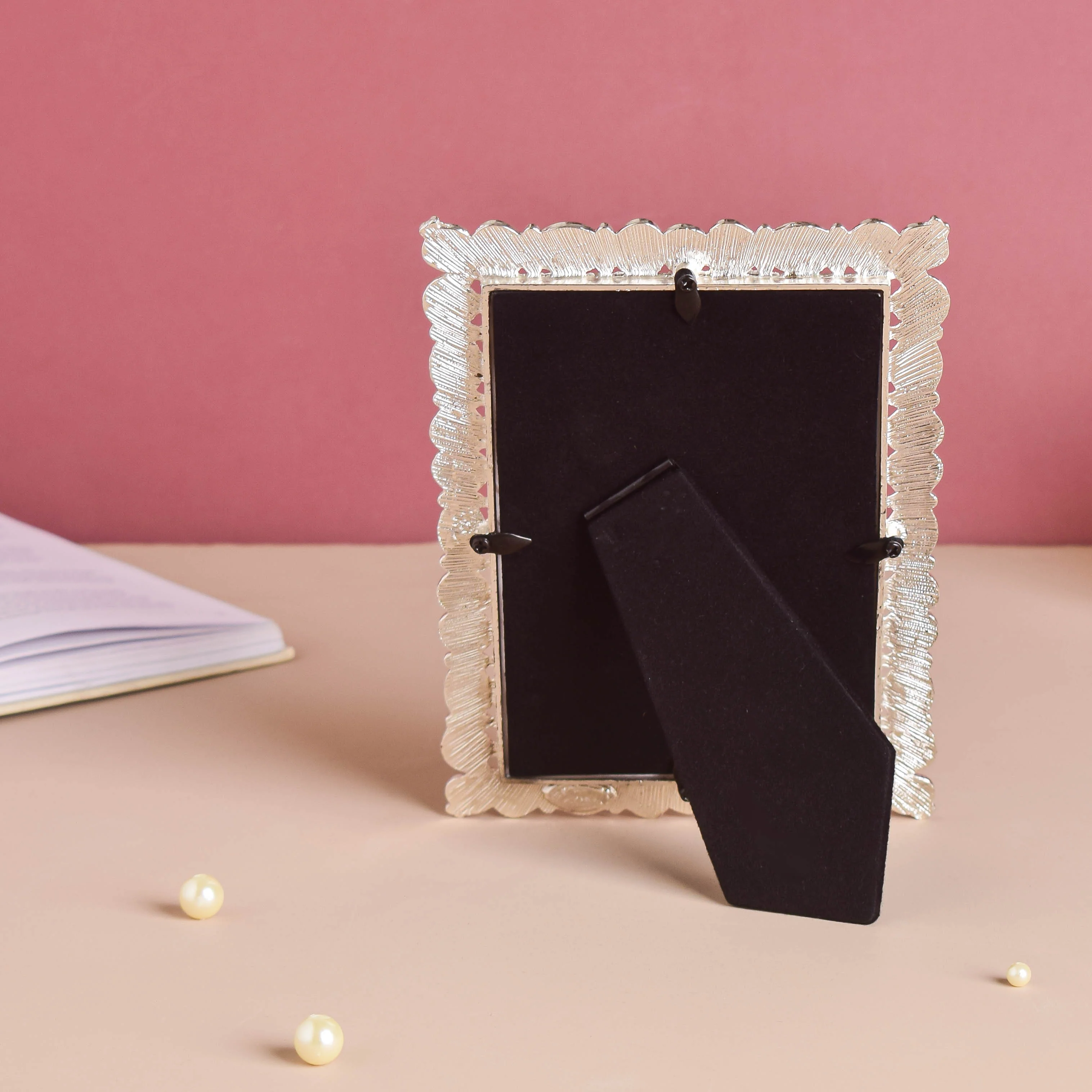Golden Pearl Photo Frame Small - Image 5