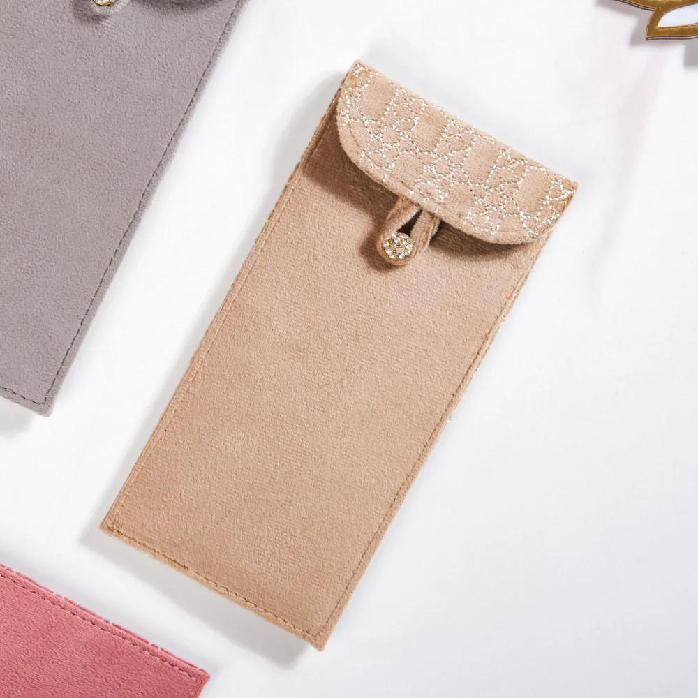 Golden Velvet Money Envelope Set Of 4 7x3 Inch - Image 14