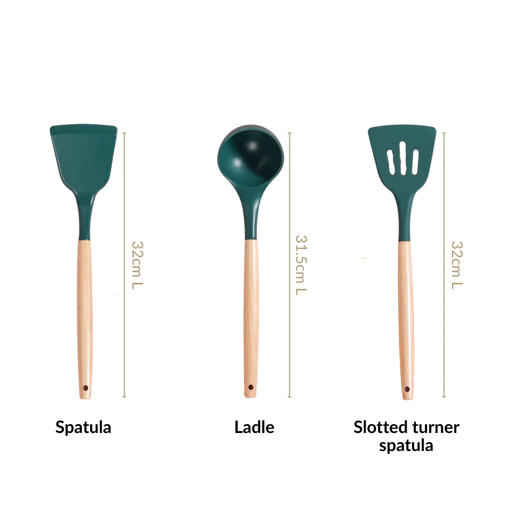 Gourmet Kitchen Gift Hamper With Apron Trivet Mitten And Spatula - Image 4