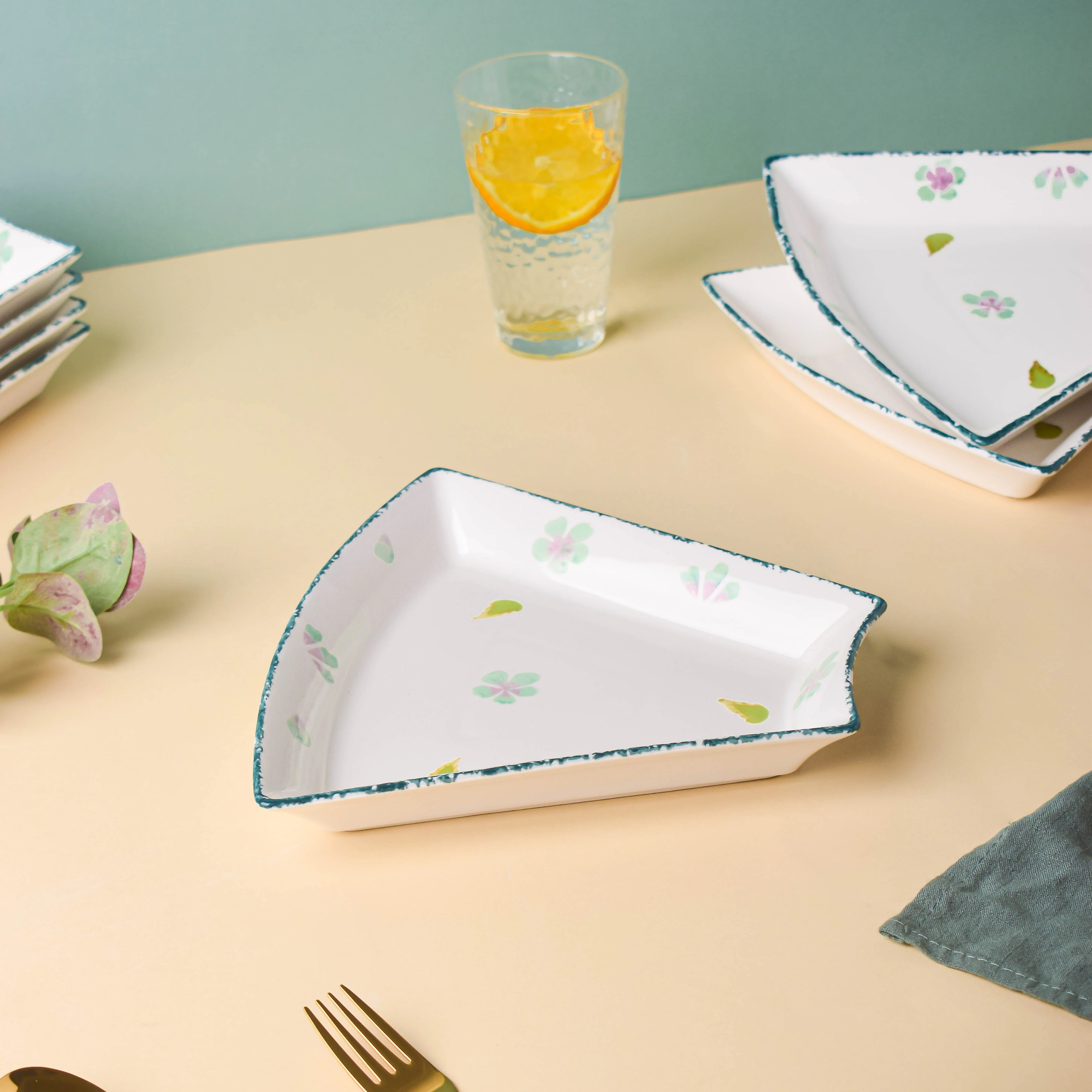 Green Floral Snack Plates Set Of 8 - Image 6