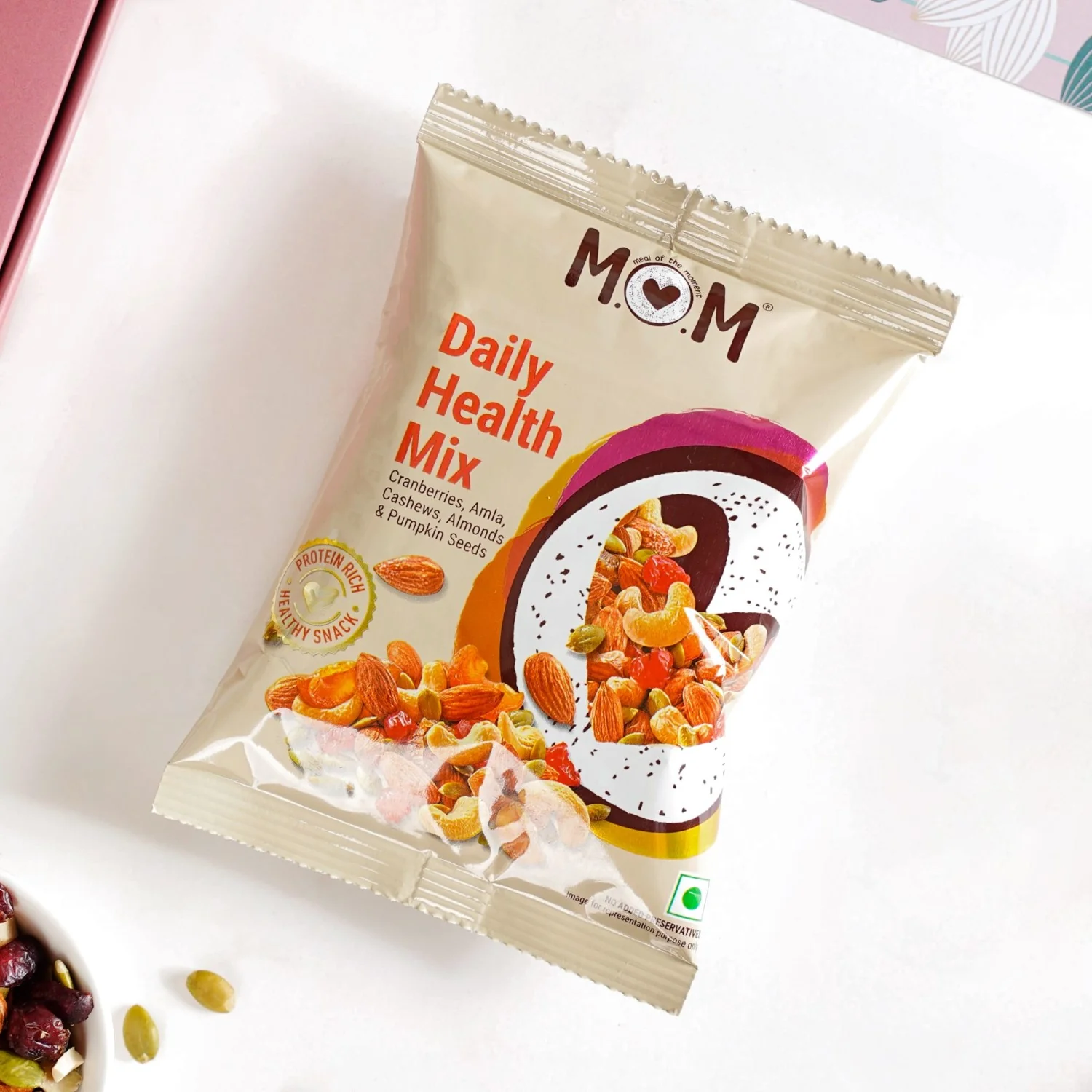 Green Kundan Lotus Rakhi Gift Set For Bhaiya Bhabhi - Image 11