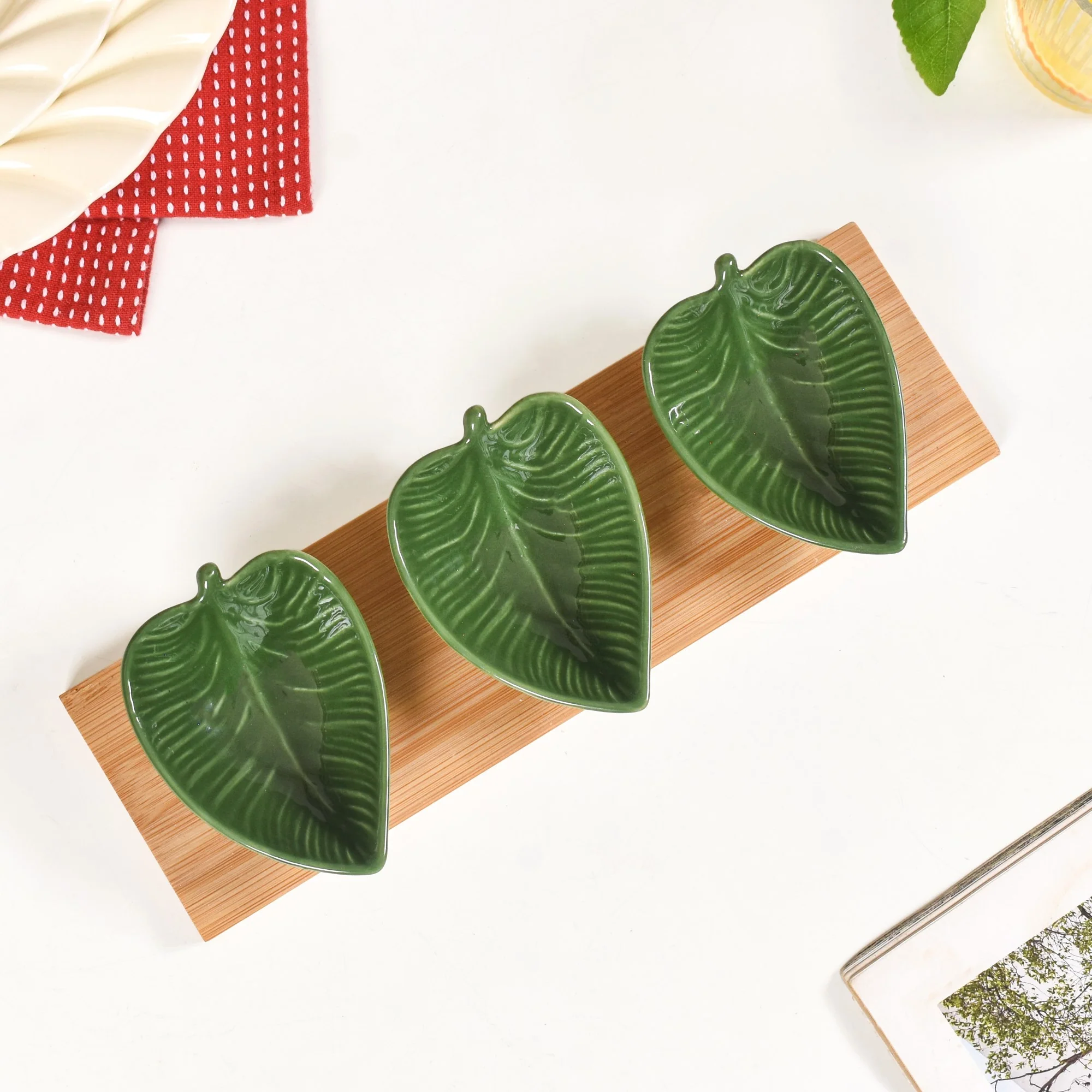 Green Leaf Ceramic Platter Set Of 3 50ml - Image 6