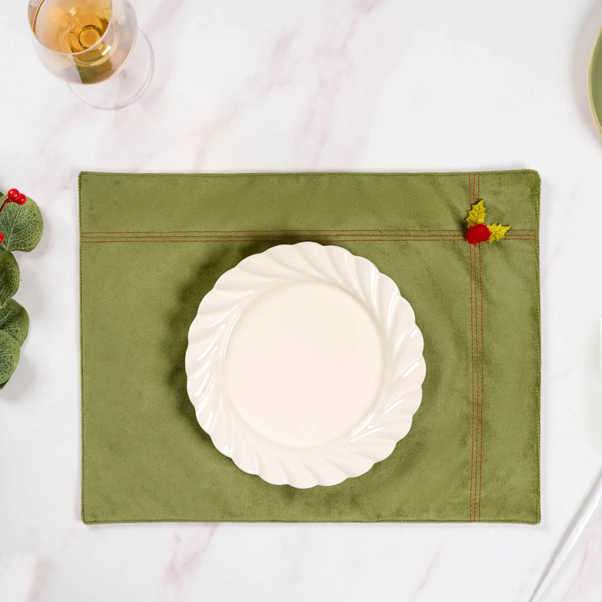 Green Velvet Table Mat Set Of 6 - Image 8
