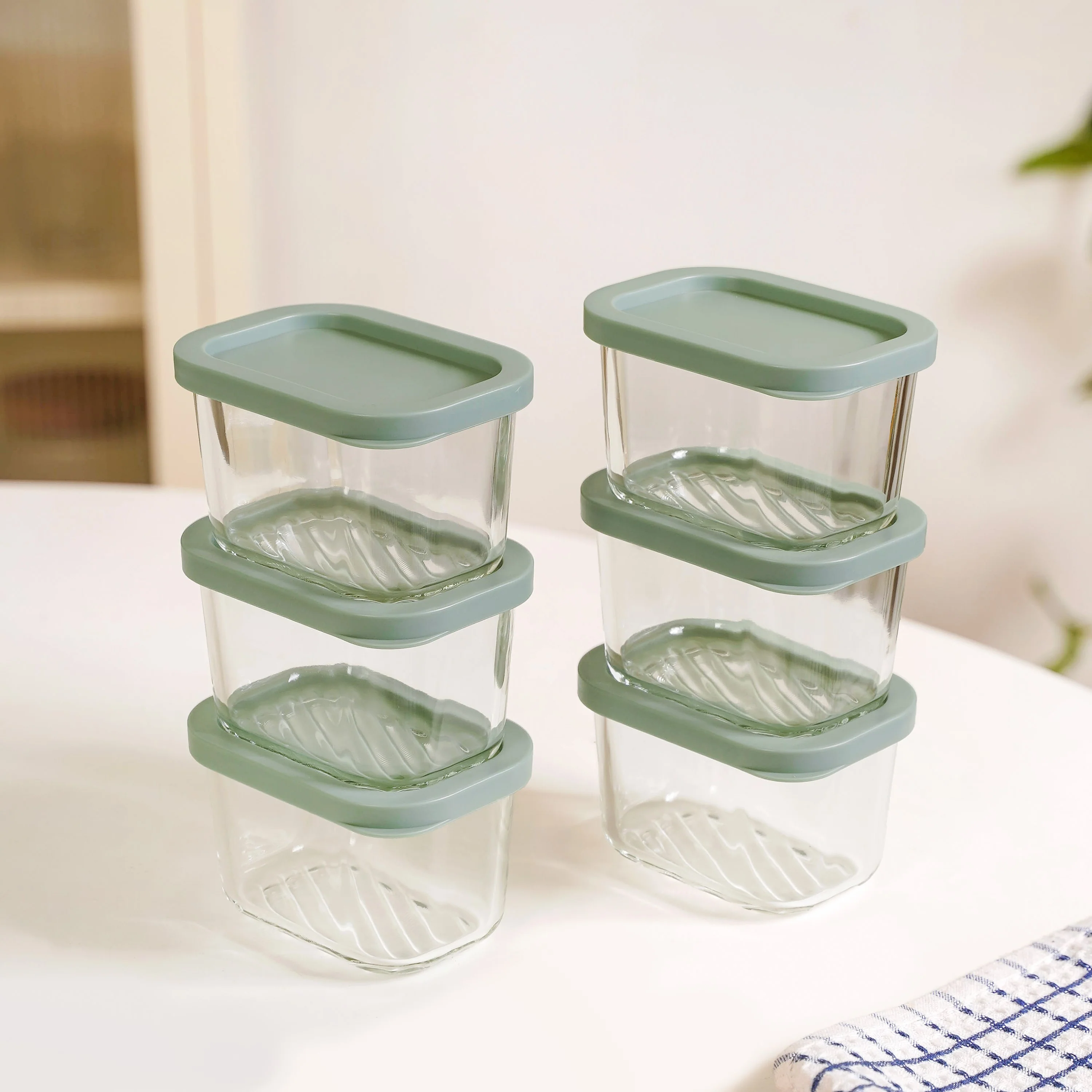 Groovo Transparent Food Storage Container Set Of 6 Sage Green 310ml - Image 8