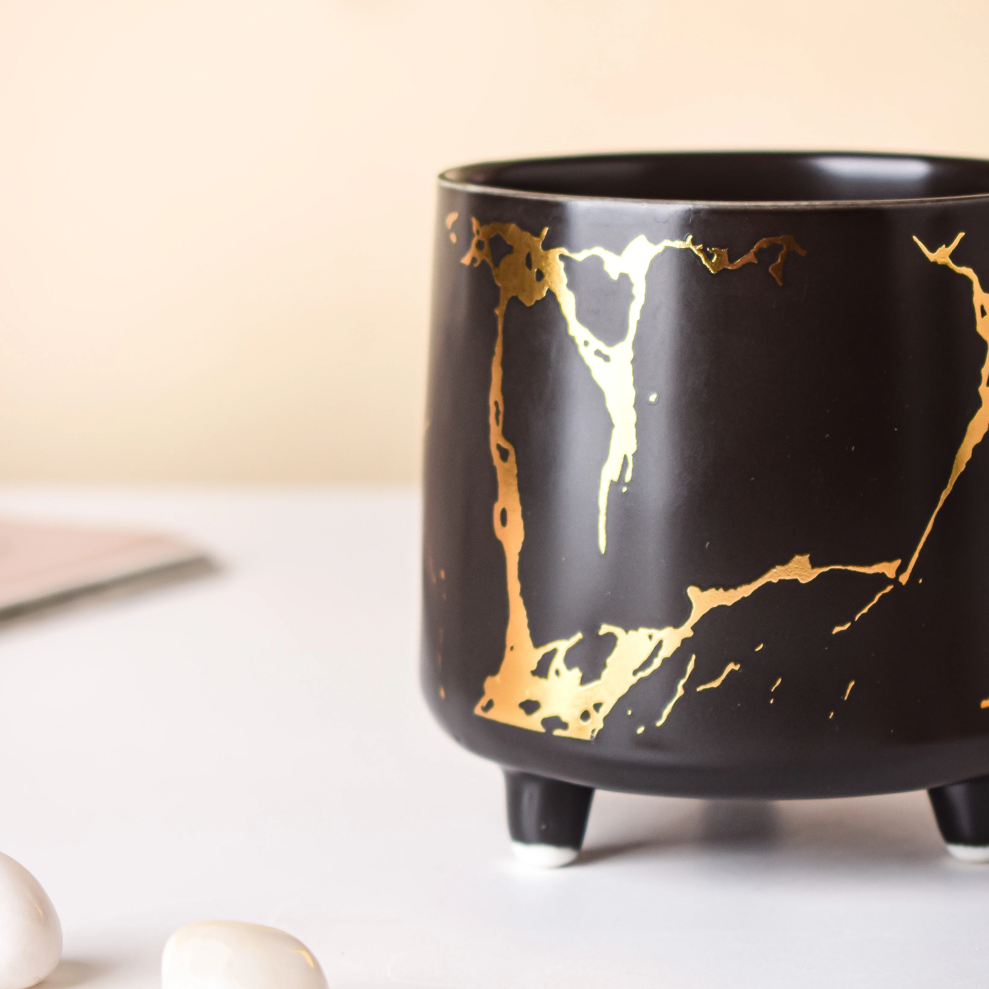 Halcyon Gold Black Marble Ceramic Planter With Legs Small - Image 5
