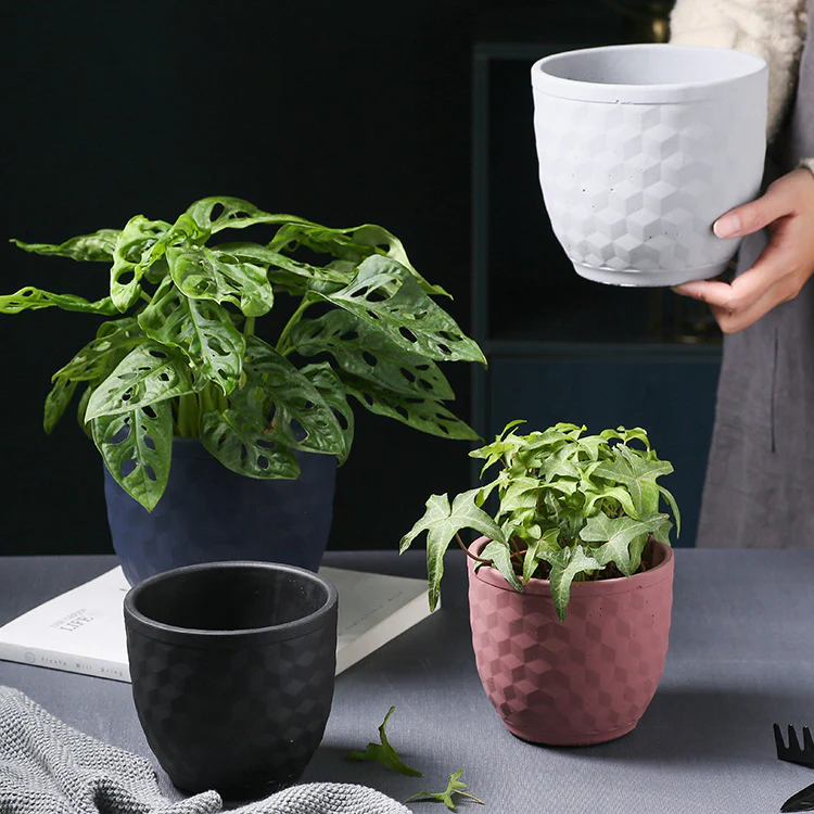 Hexagon Textured Pot - Image 3