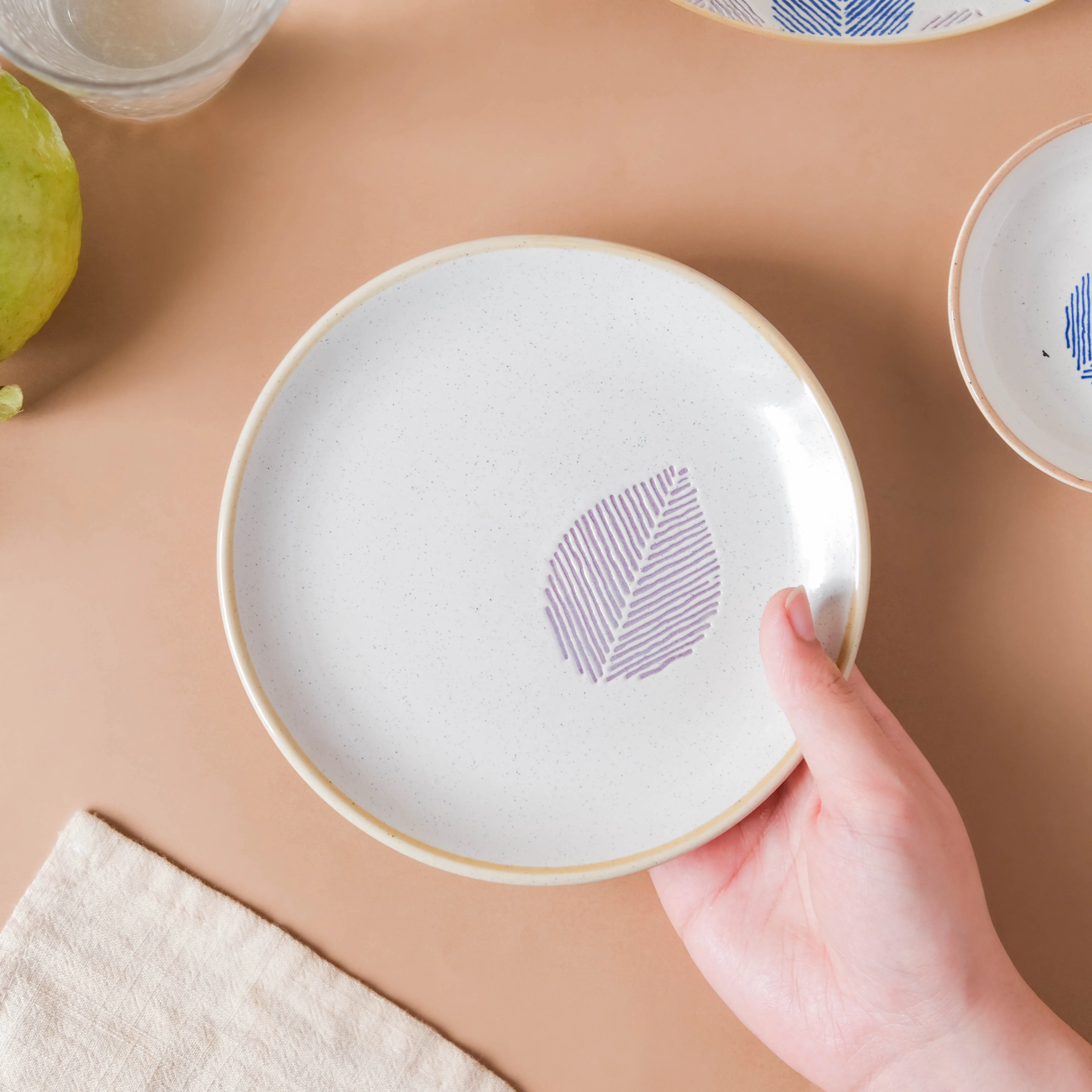 House of Eden Patterned Grey Leaf Plate 6 Inch - Image 2