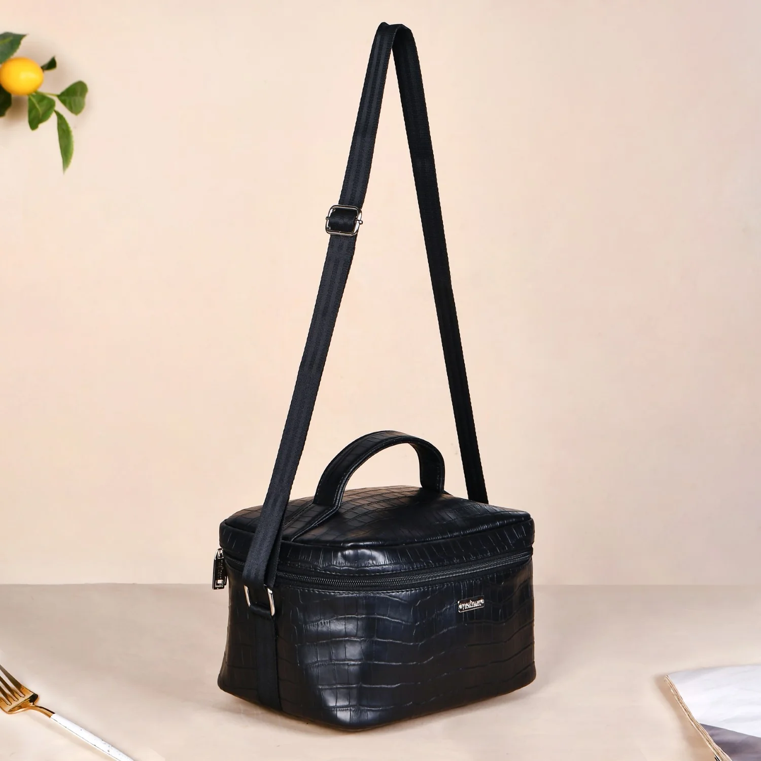 Insulated Lunch Bag With Microwave Safe Boxes - Image 6