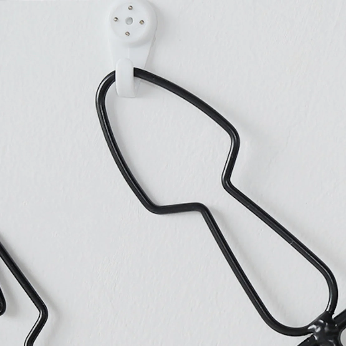 Invisible Wall Hook - Set of 10 - Image 11