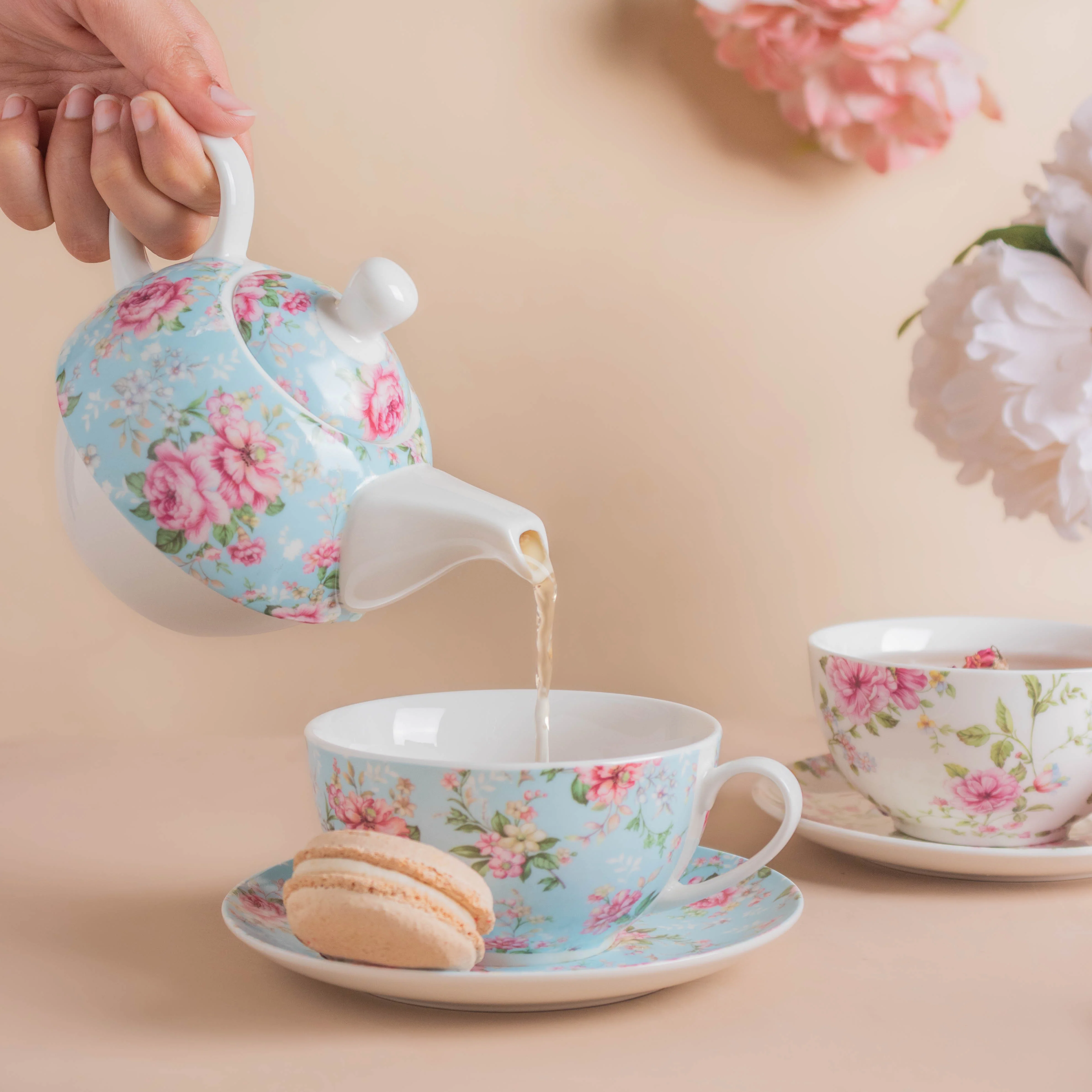 JARDIN Floral Teapot Cup and Saucer - Image 2