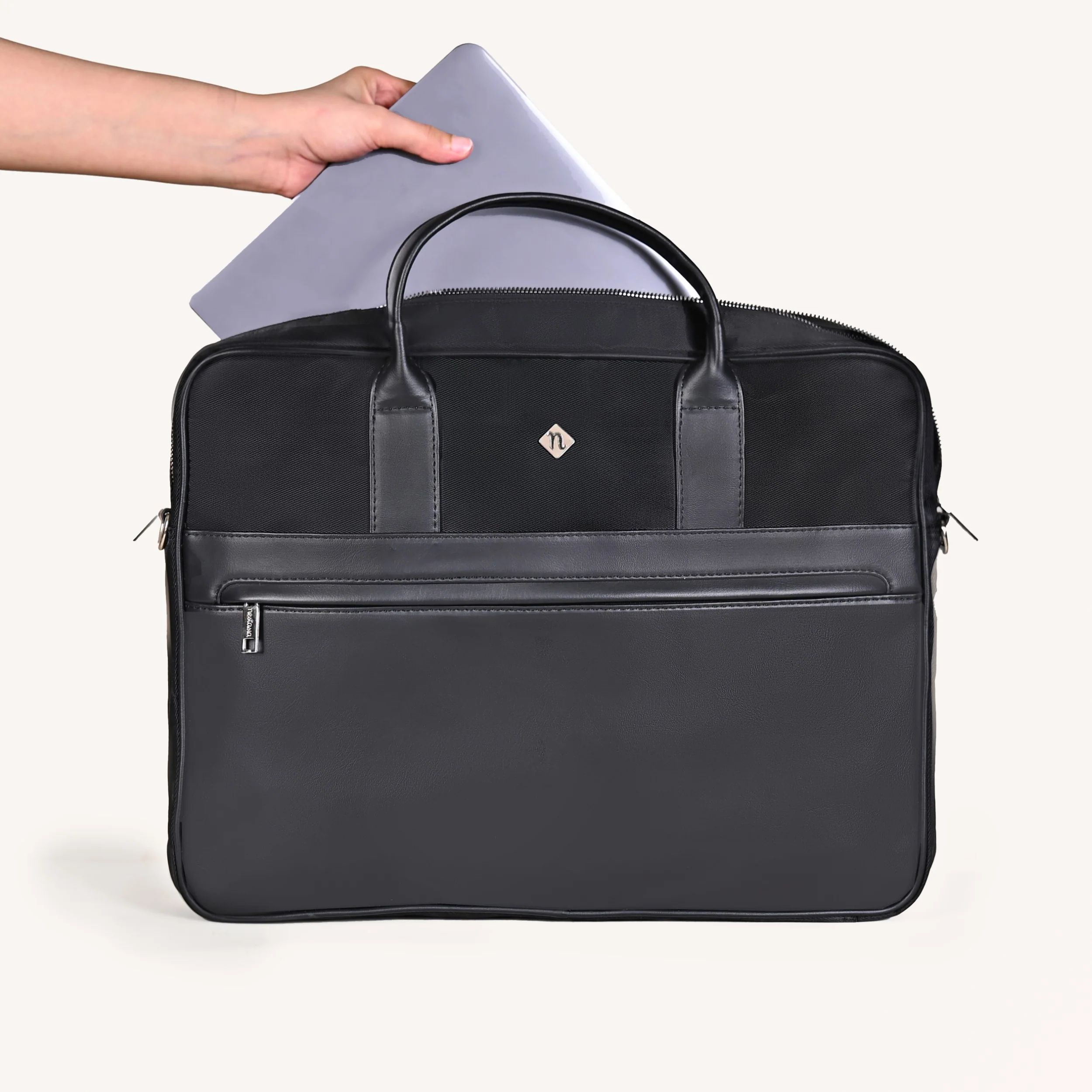 Kaizen Laptop Bag Black 15 Inch - Image 7