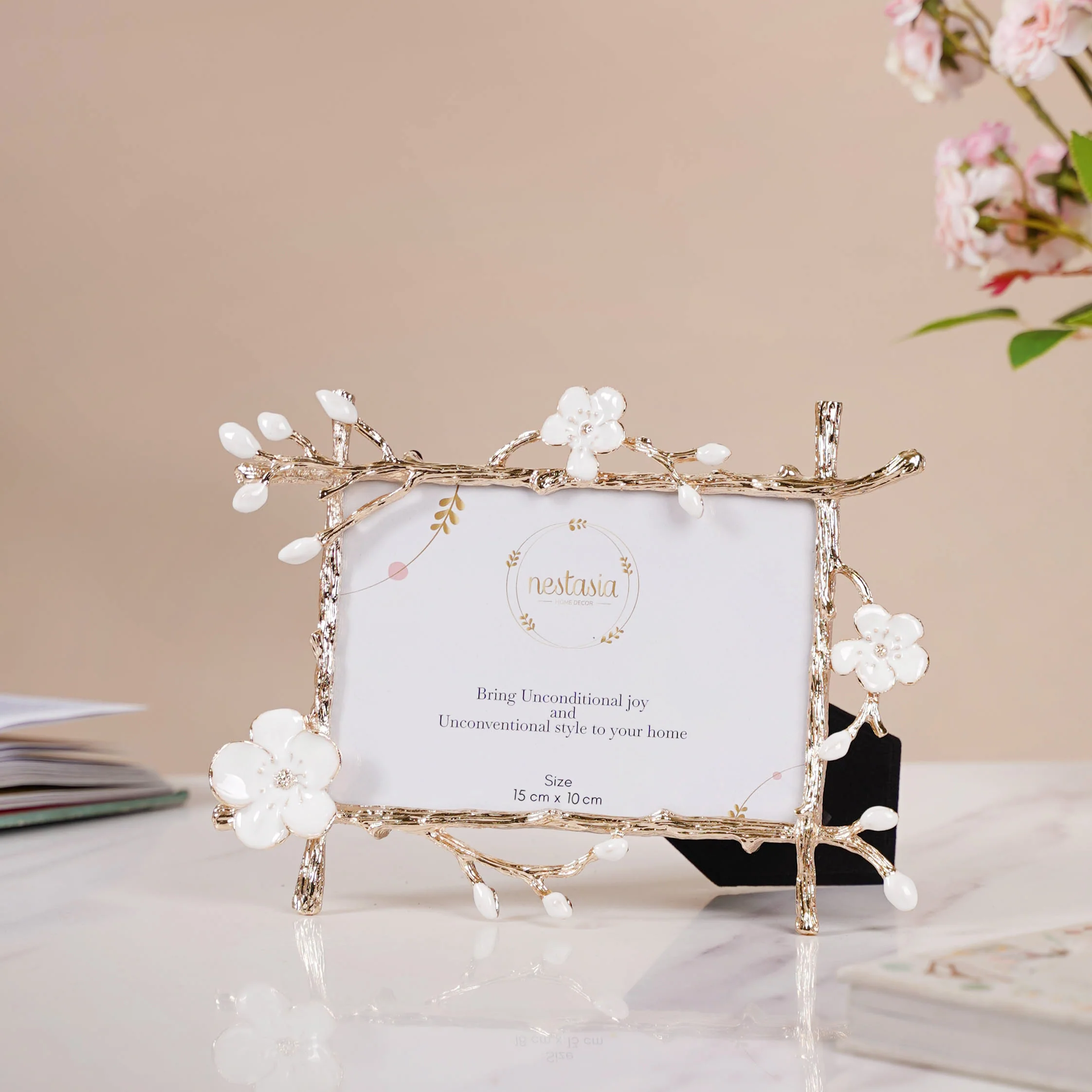La Nature White Photo Frame Landscape