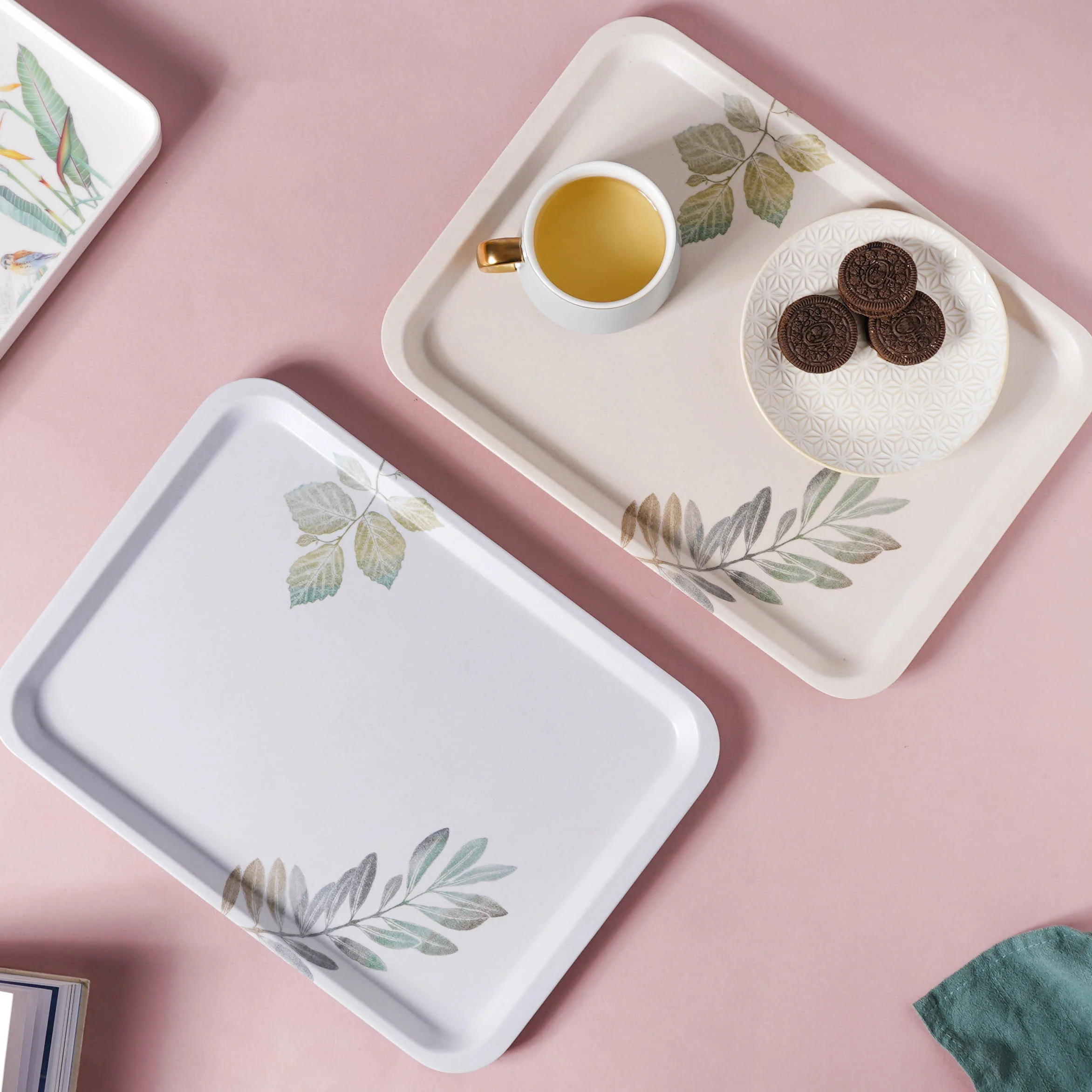 Large Rectangular Tray With Leaves - Image 3