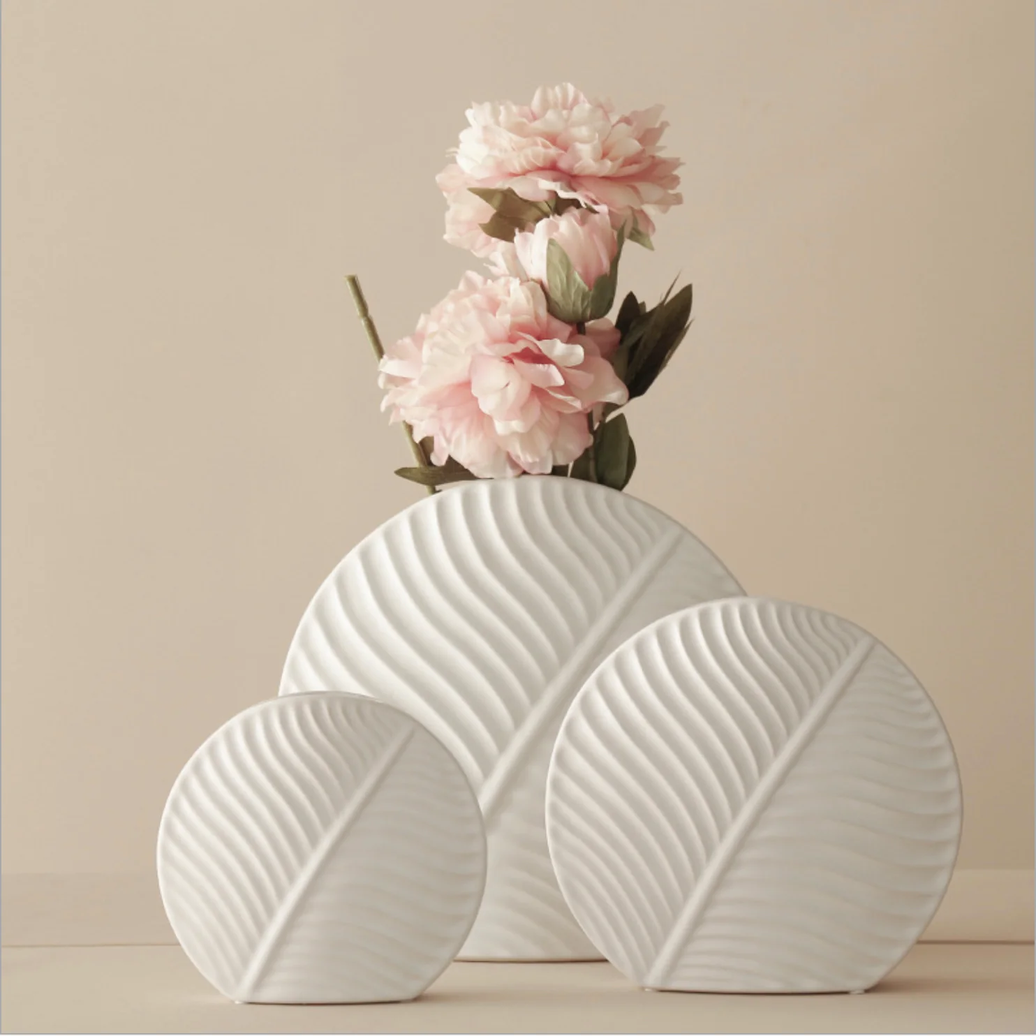 Leaf Vase - Image 5