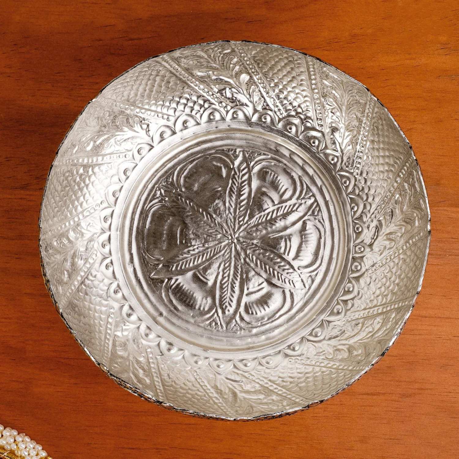 Lustre Brass Urli With Pure Silver Coating 18cm - Image 6