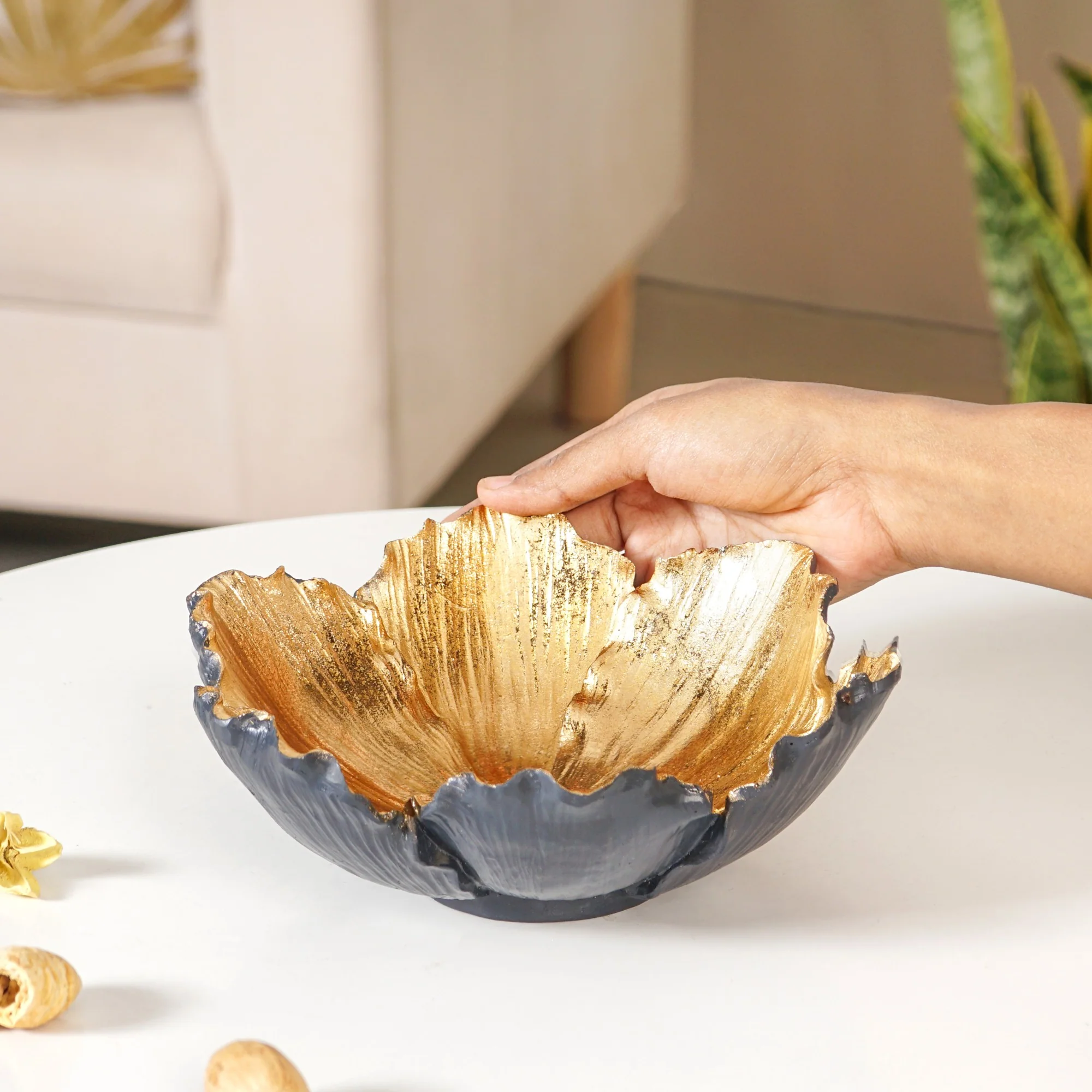 Luxe Decor Bowl Centrepiece - Image 3