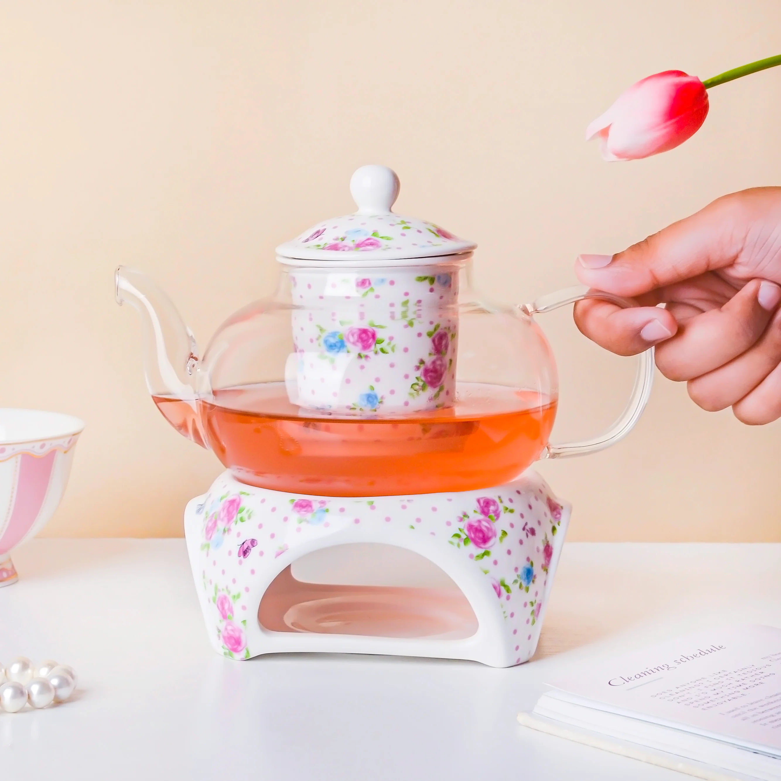 Magnolia Pink And Blue Glass Teapot With Warmer Base 700 ml - Image 3