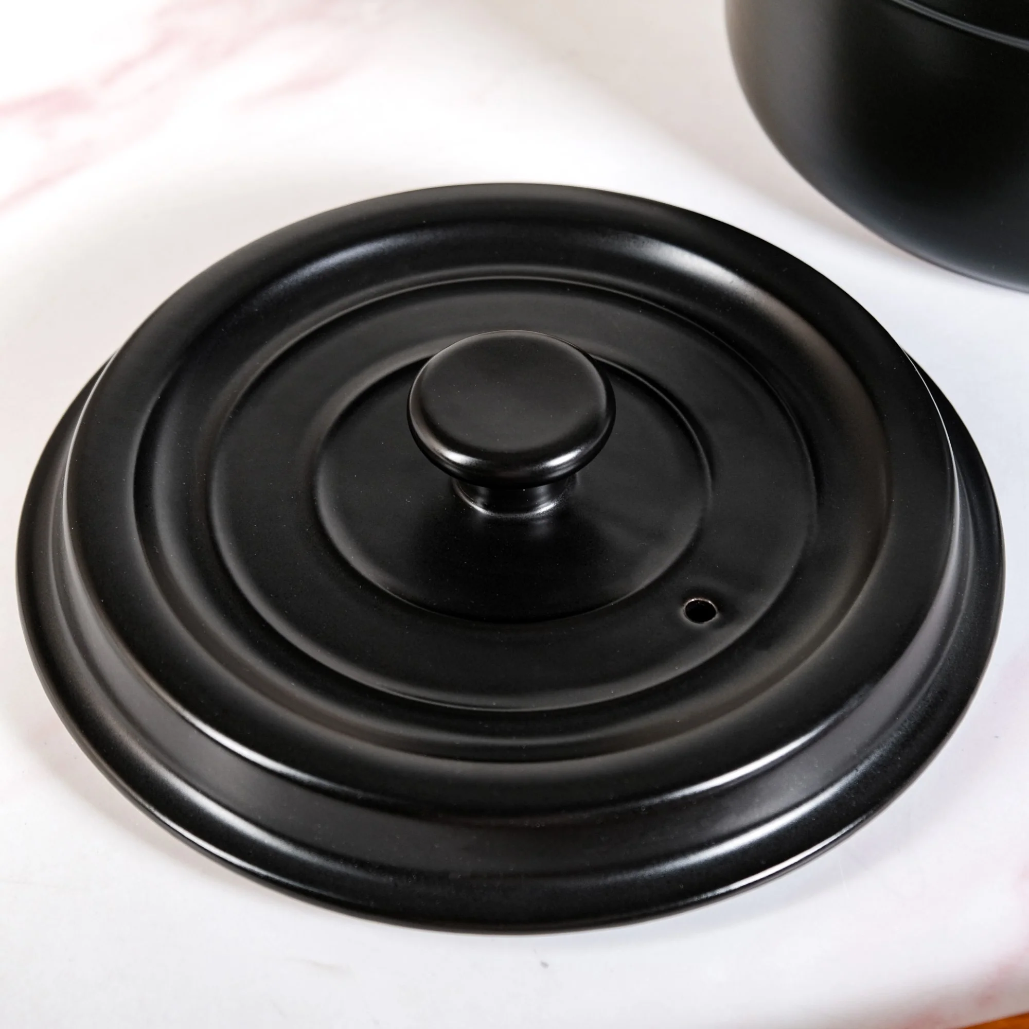 Matte Black Ceramic Cocotte Cooking Pot 4200ml - Image 6
