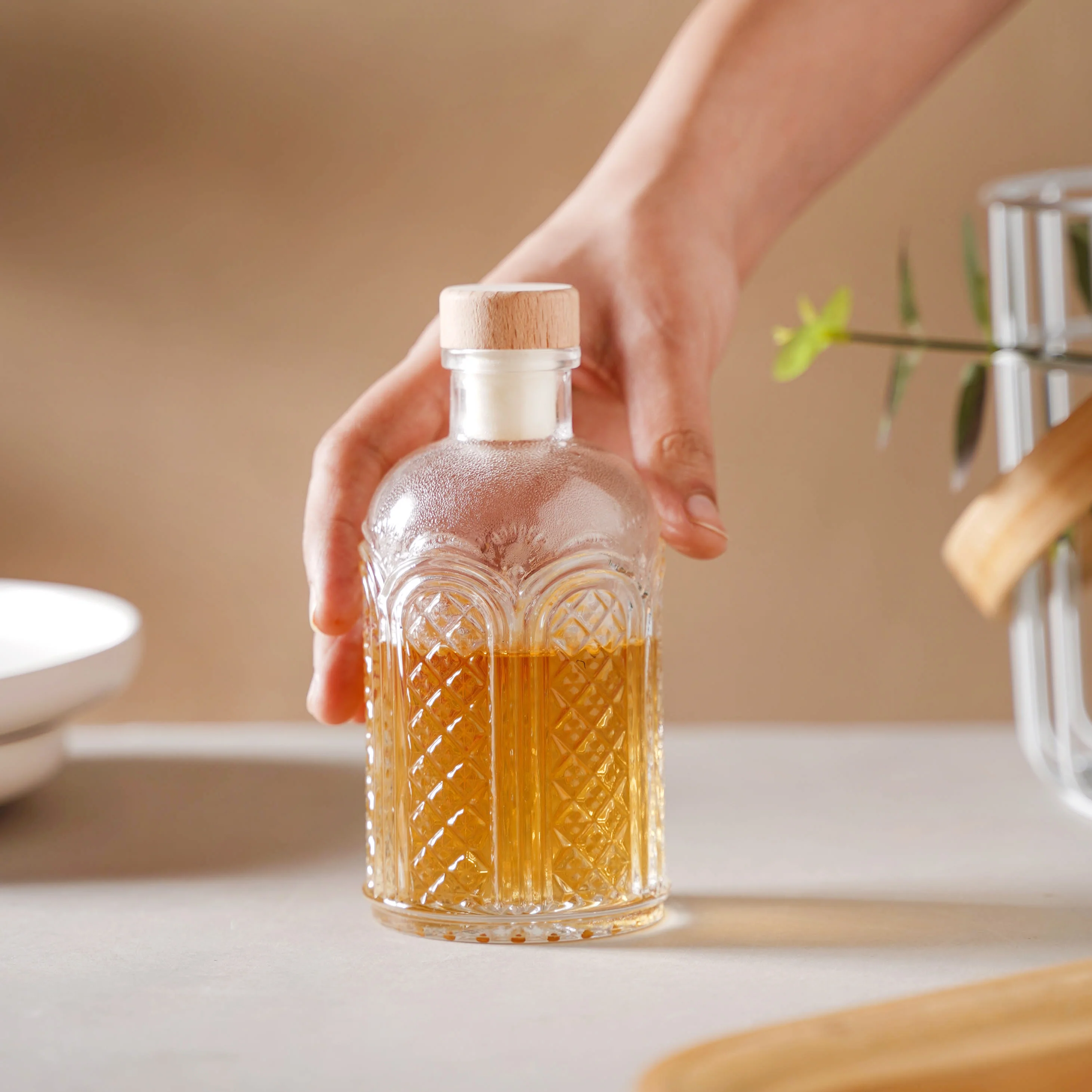 Medium Glass Decanter with Cork - Image 2