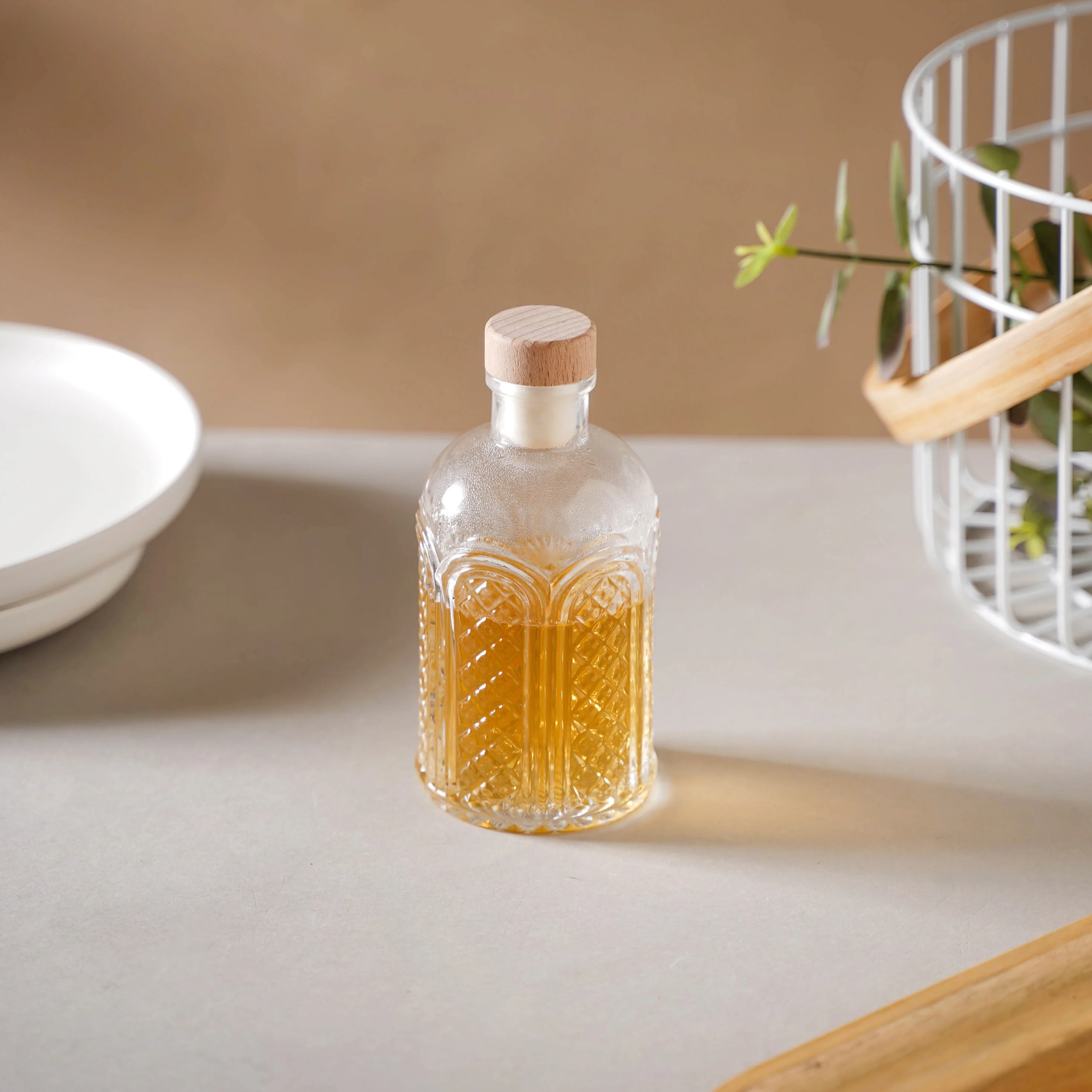 Medium Glass Decanter with Cork - Image 4