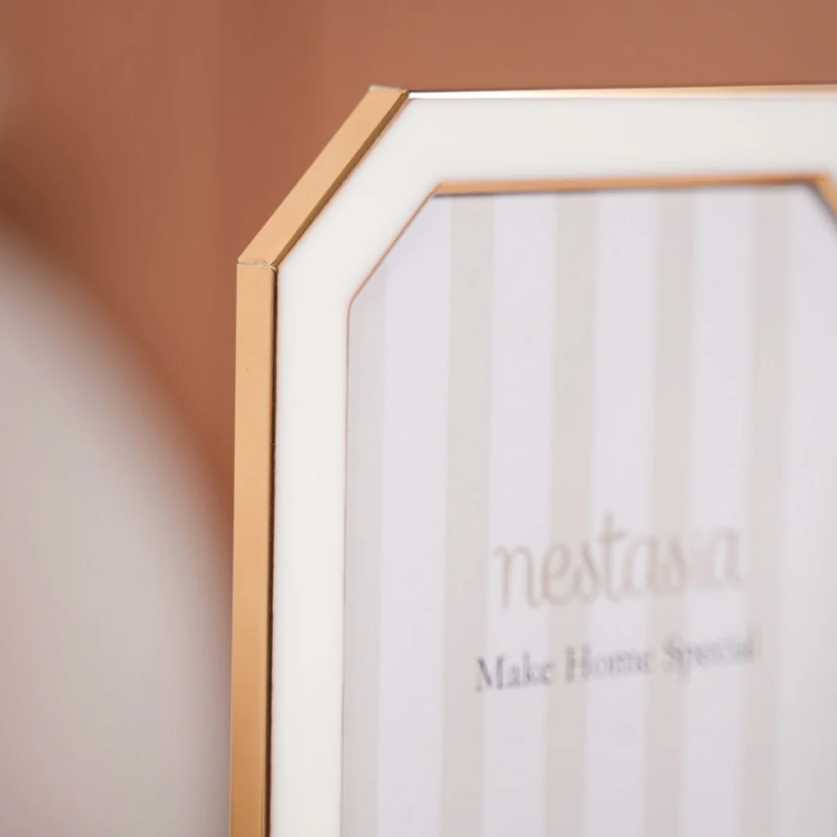 Minimal Photo Frame White 11"x5.5" - Image 9