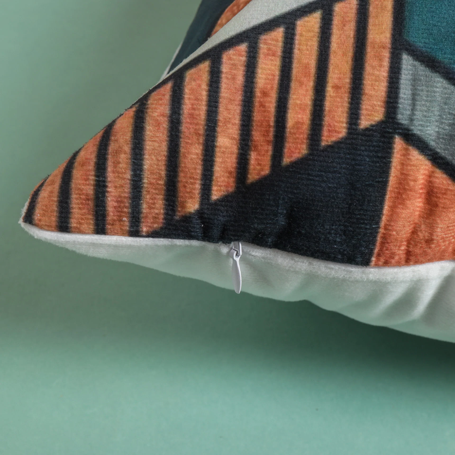 Modern Zigzag Design Pillow Slip - Image 4