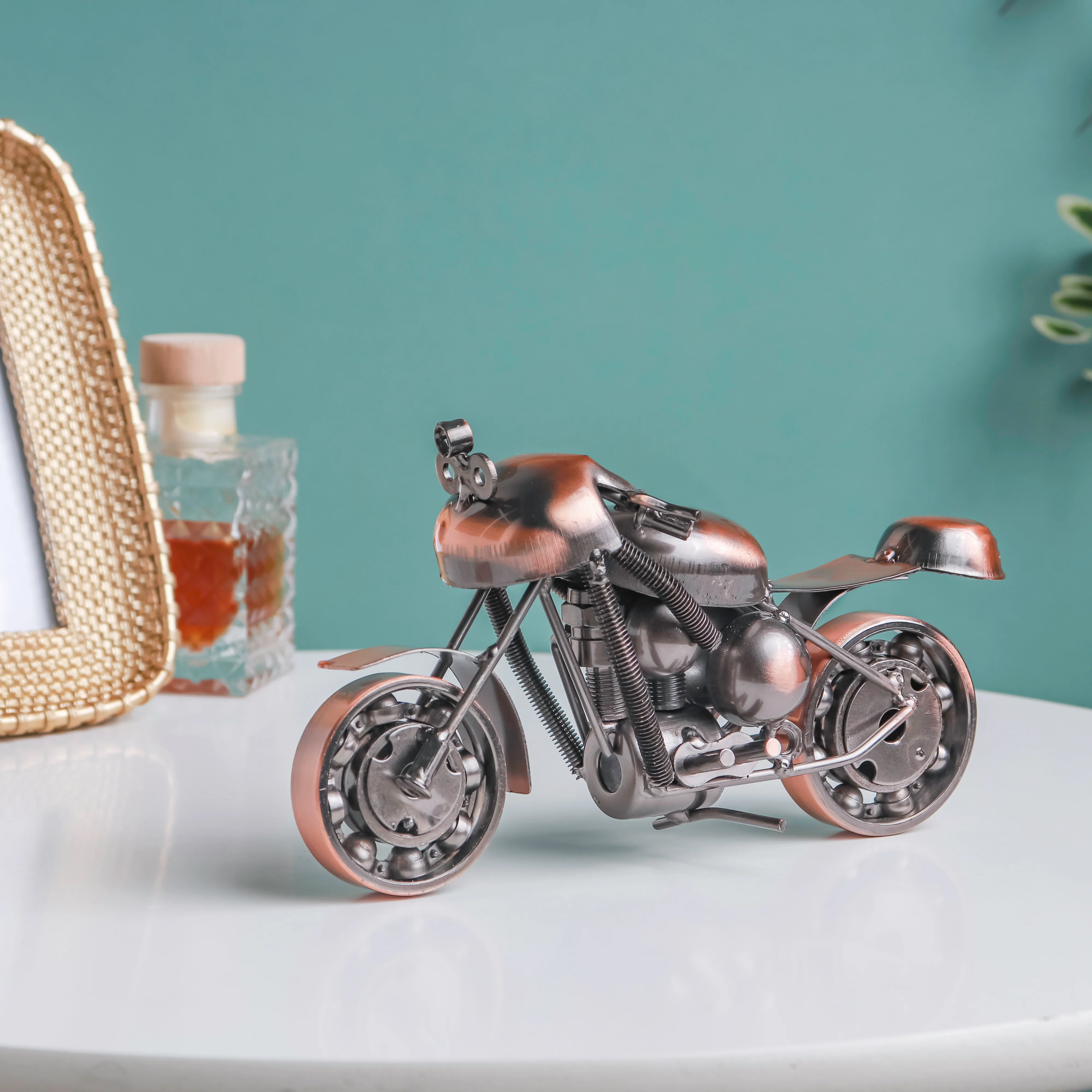 Motorbike Showpiece - Image 7