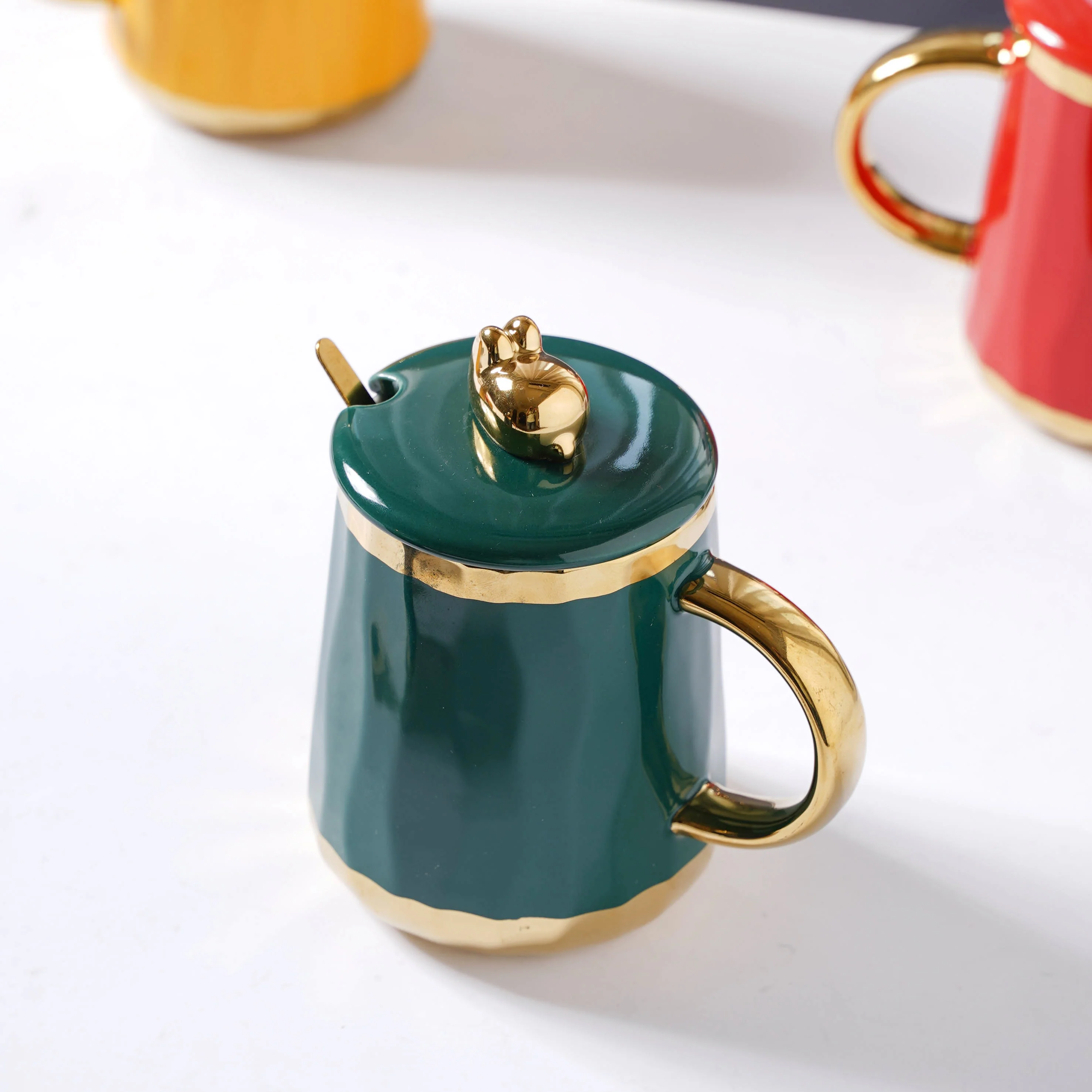 Mug With Gold Detail - Image 21