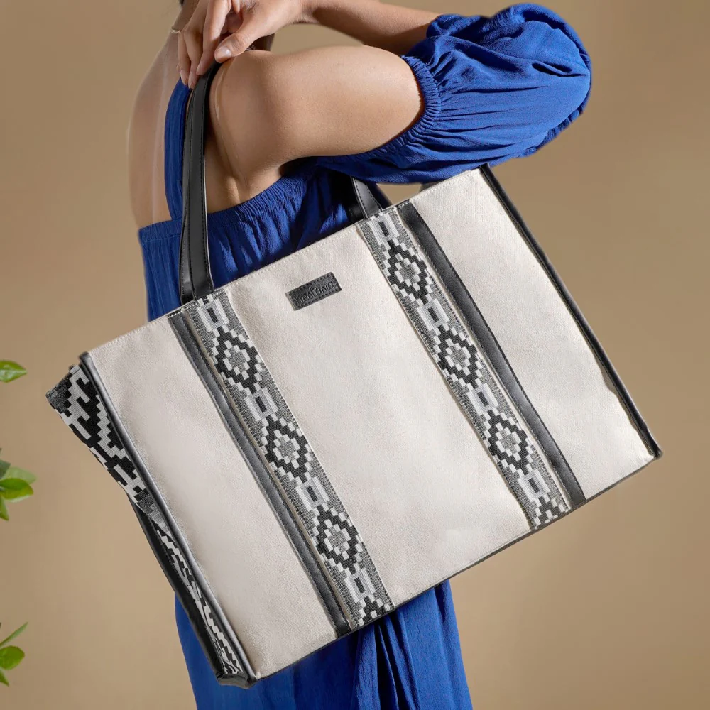 Nahua Canvas Magazine Tote Bag Large 17 X 12 Inch - Image 9