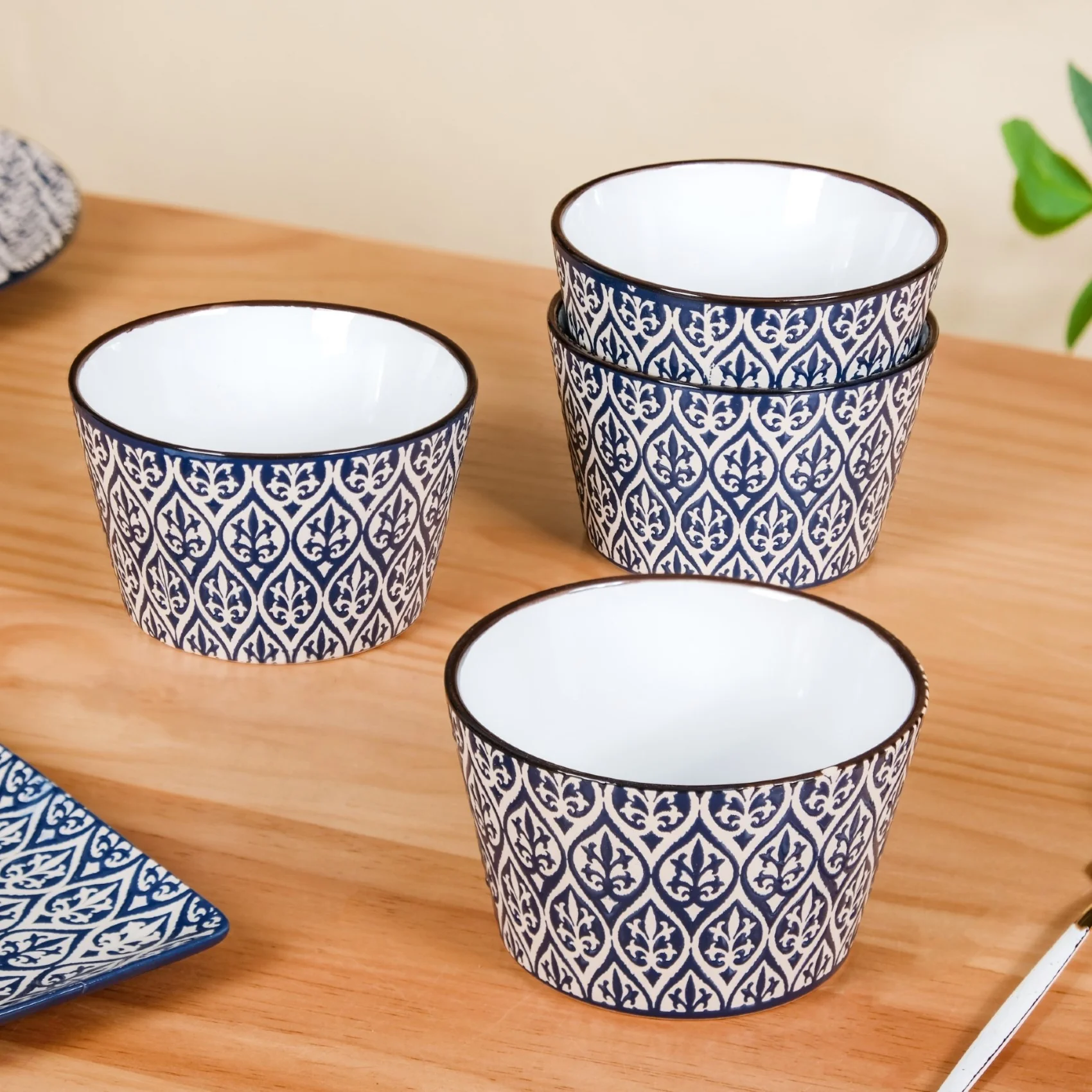 Navy Baroque Set Of 4 Serving Bowl 650ml - Image 2