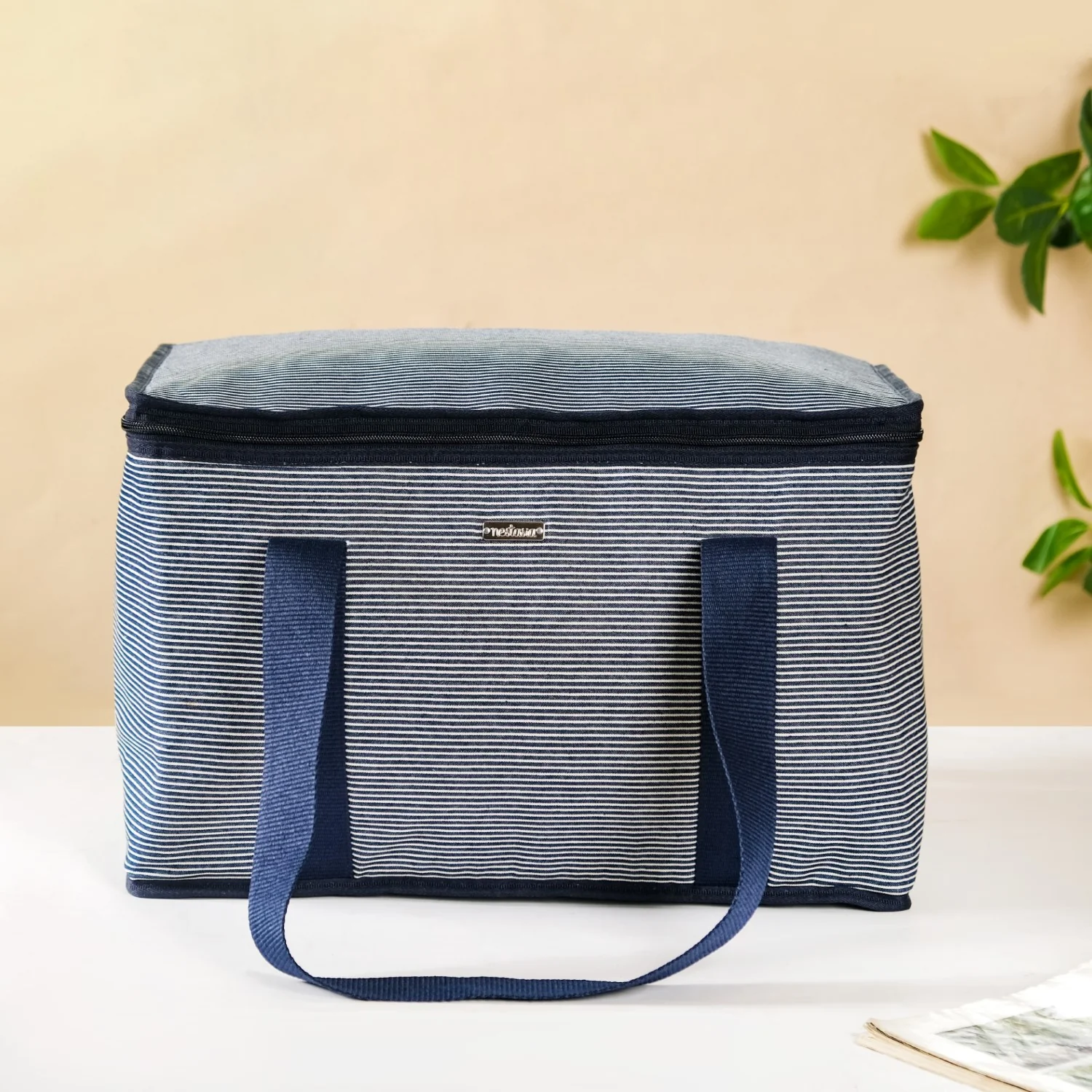 Navy Blue Striped Insulated Food Picnic Bag 30 L - Image 8