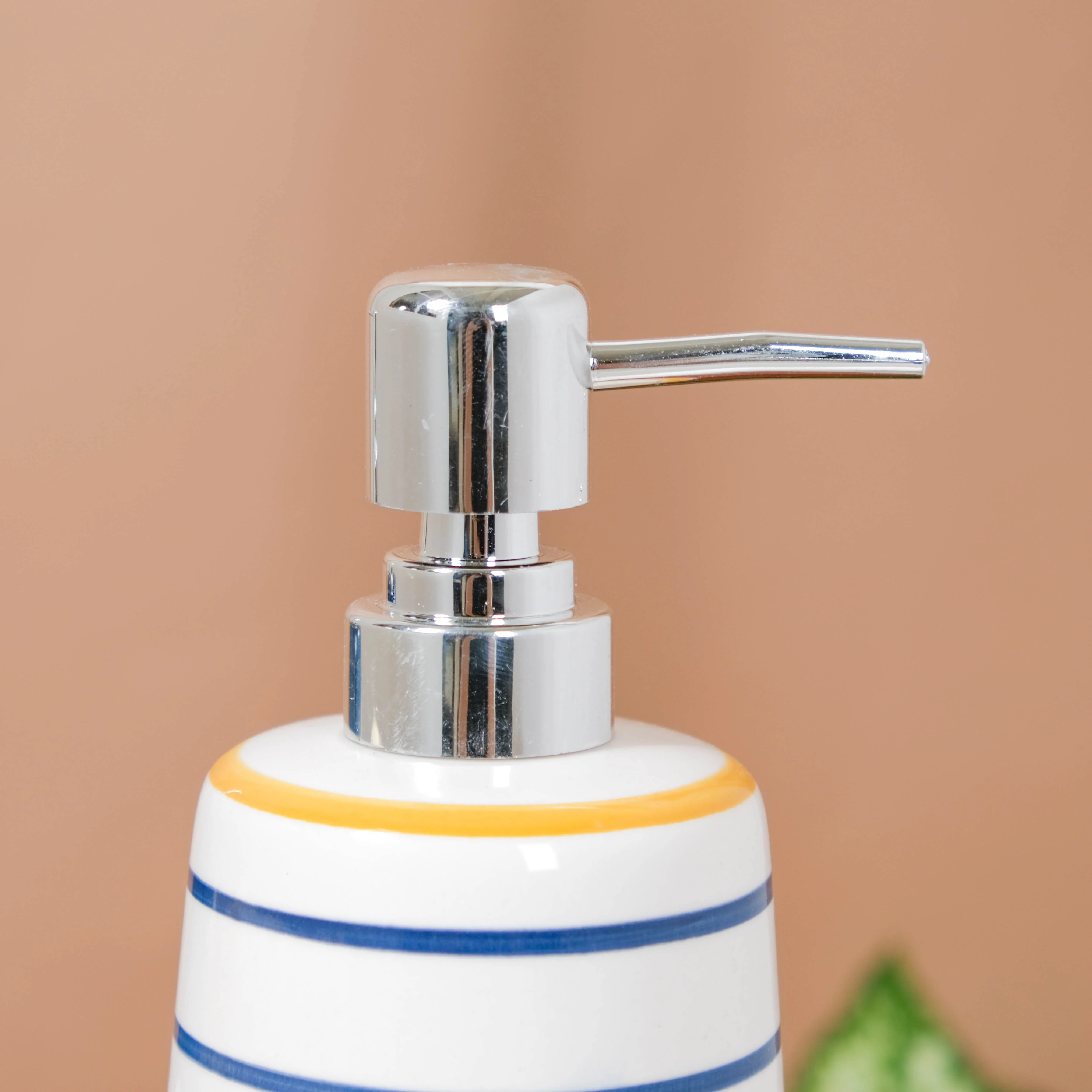 Nitori Sailor Striped Dispenser With Nozzle 450ml - Image 6